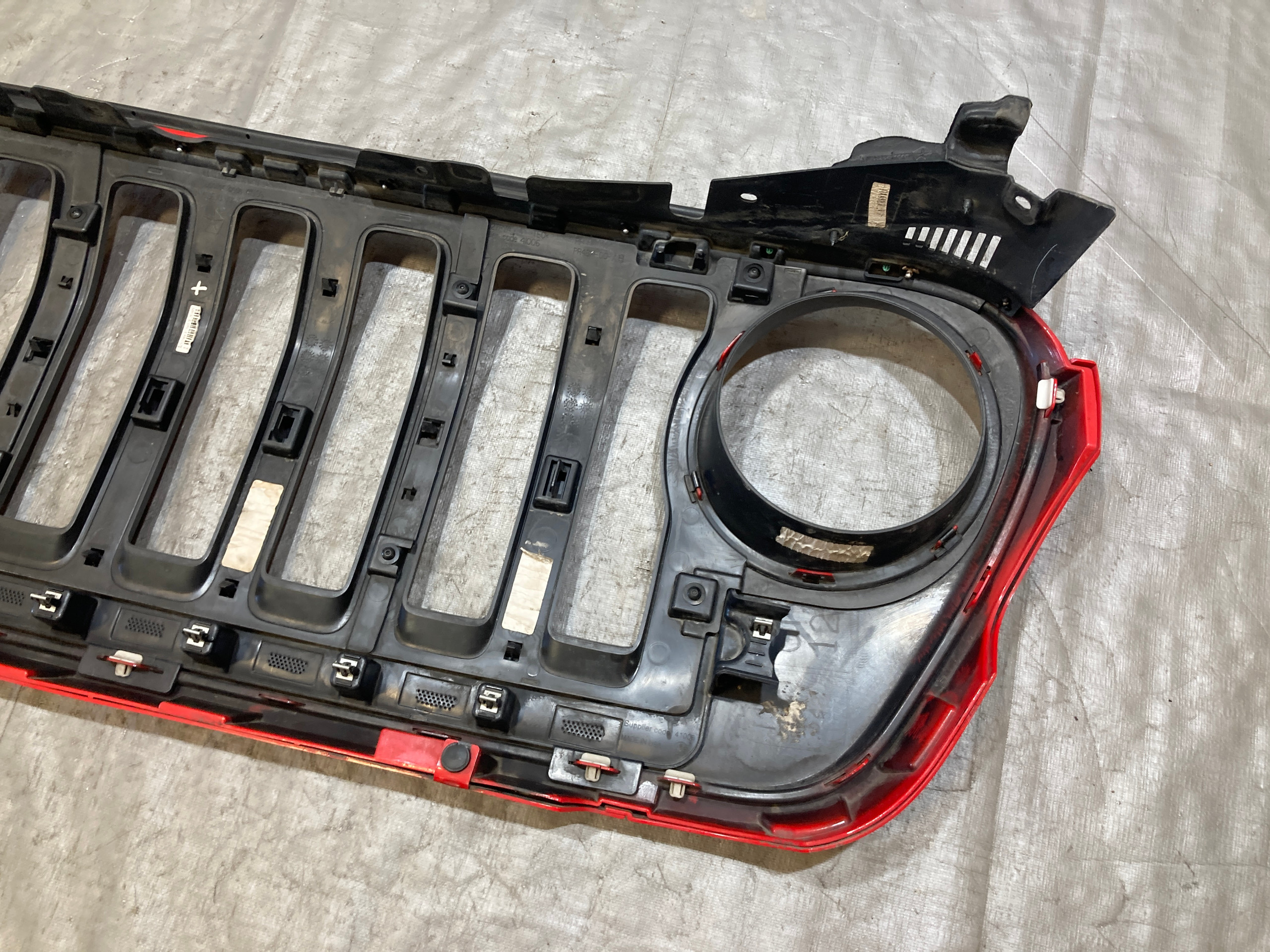 2018-2021 Jeep Wrangler JL OEM Grille Assembly / Firecracker Red JL011 - Image 13