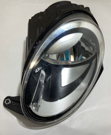 2012-2019 Volkswagen Beetle Driver Side Halogen Headlight / VB008