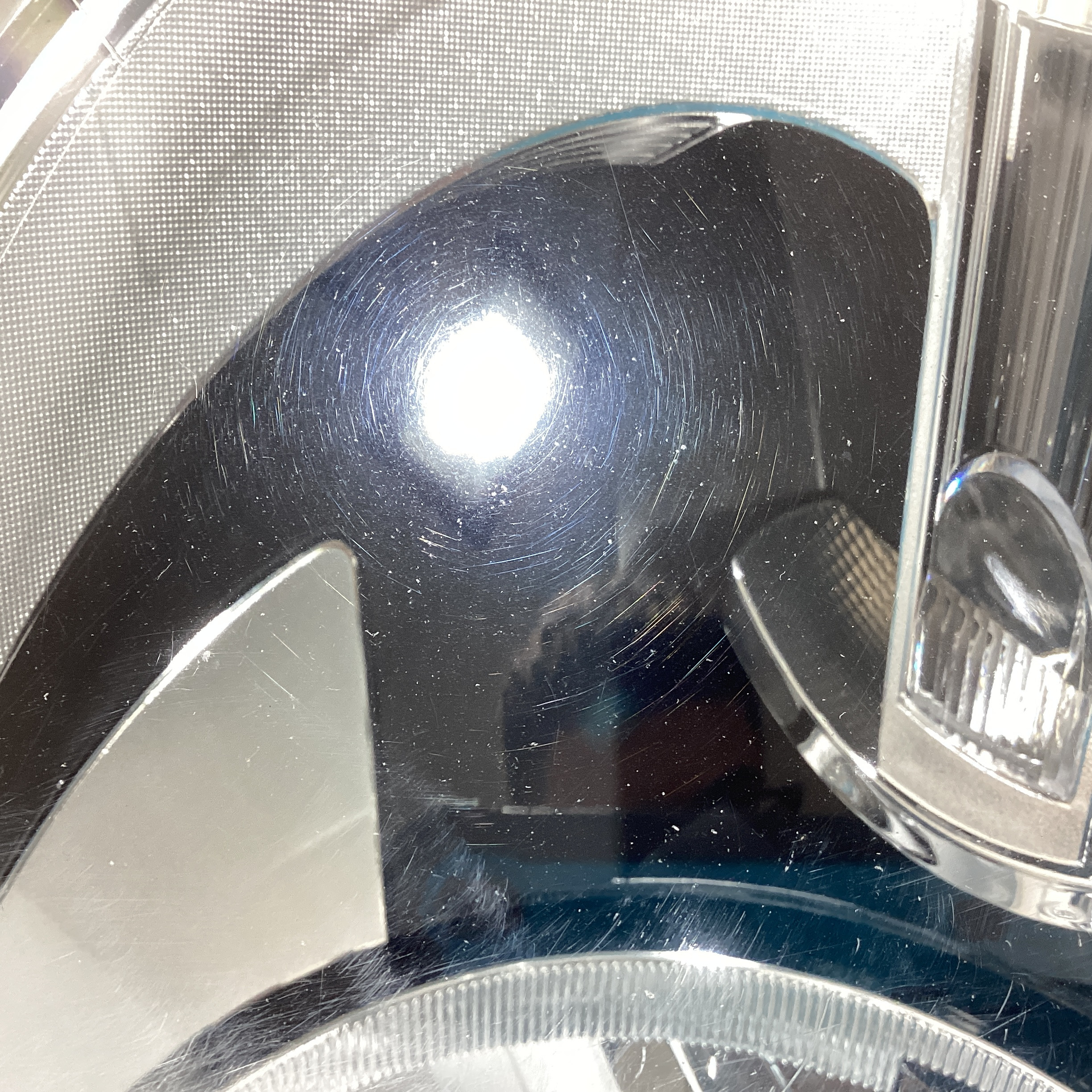 2012-2019 Volkswagen Beetle Driver Side Halogen Headlight / VB008 - Image 5