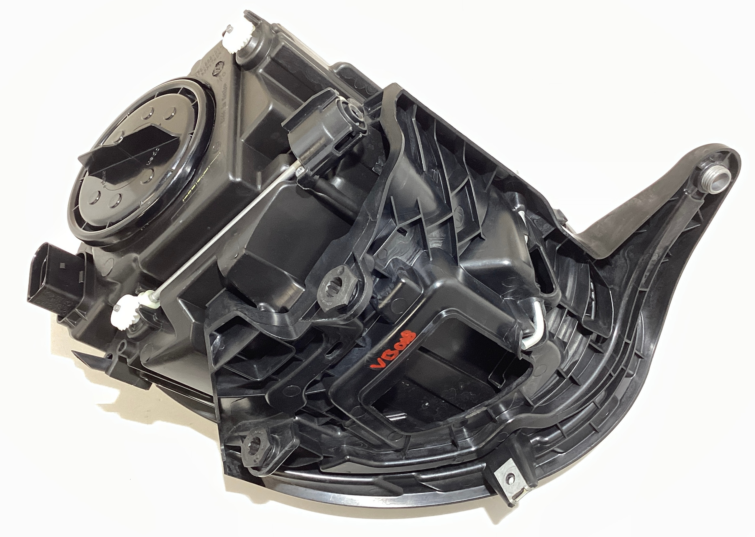 2012-2019 Volkswagen Beetle Driver Side Halogen Headlight / VB008 - Image 10