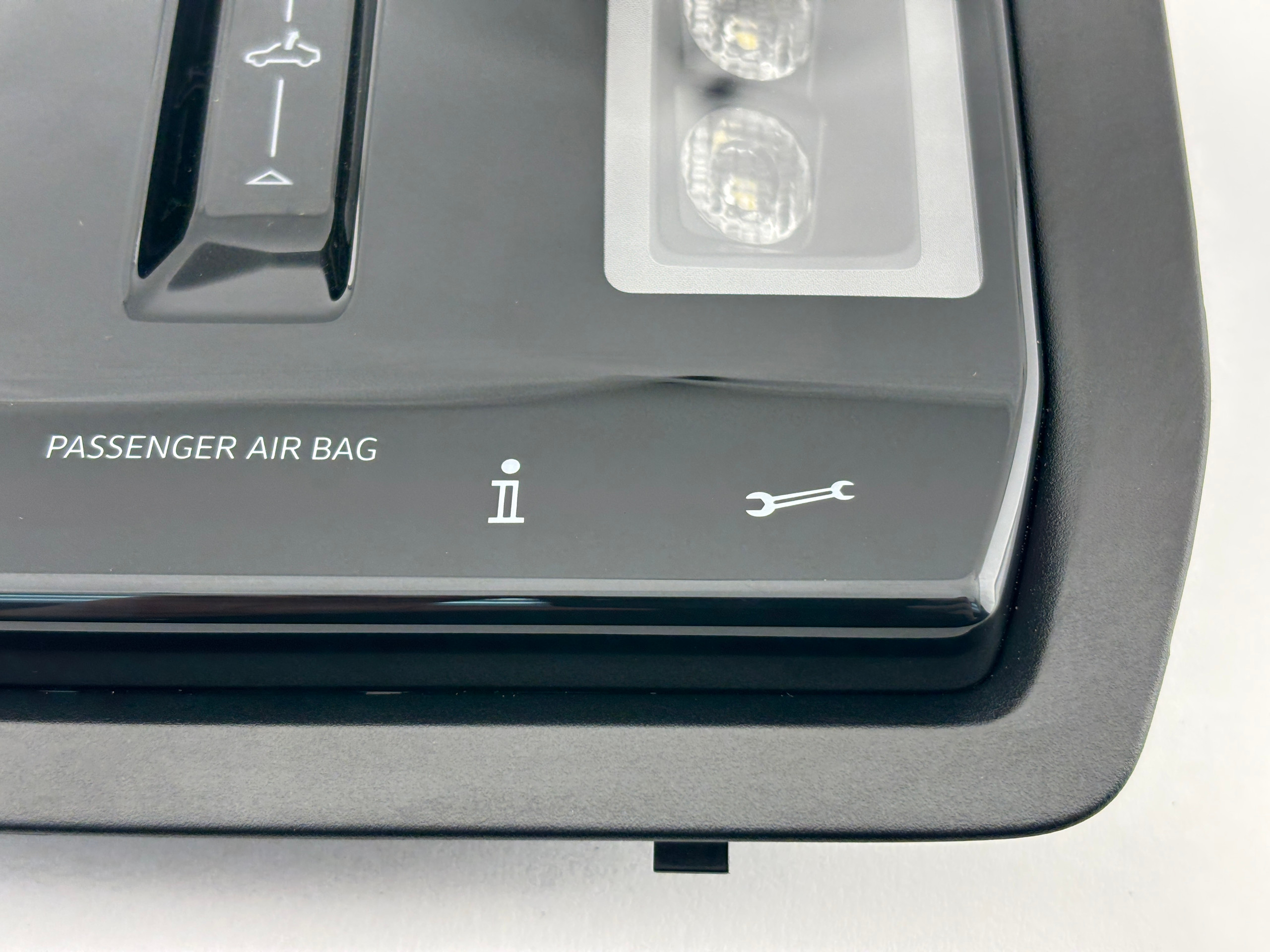 2022-2025 Volkswagen MK8 Golf R OEM Dome Light Roof Console w/ Sunroof / M8R01 - Image 6
