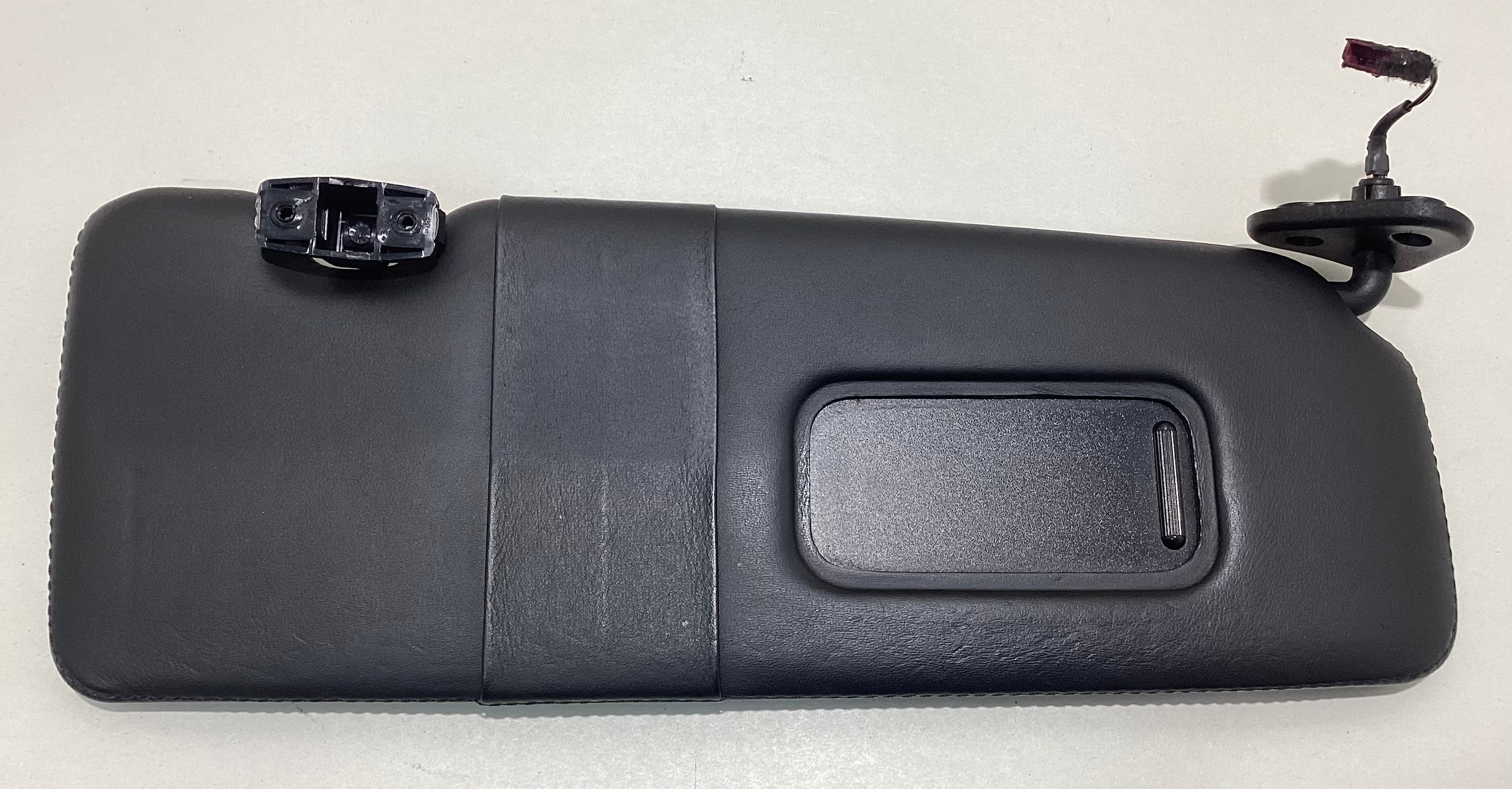 2006-2010 E64 BMW M6 Convertible OEM Sun Visors / Pair / Black Leather / M6005 - Image 13