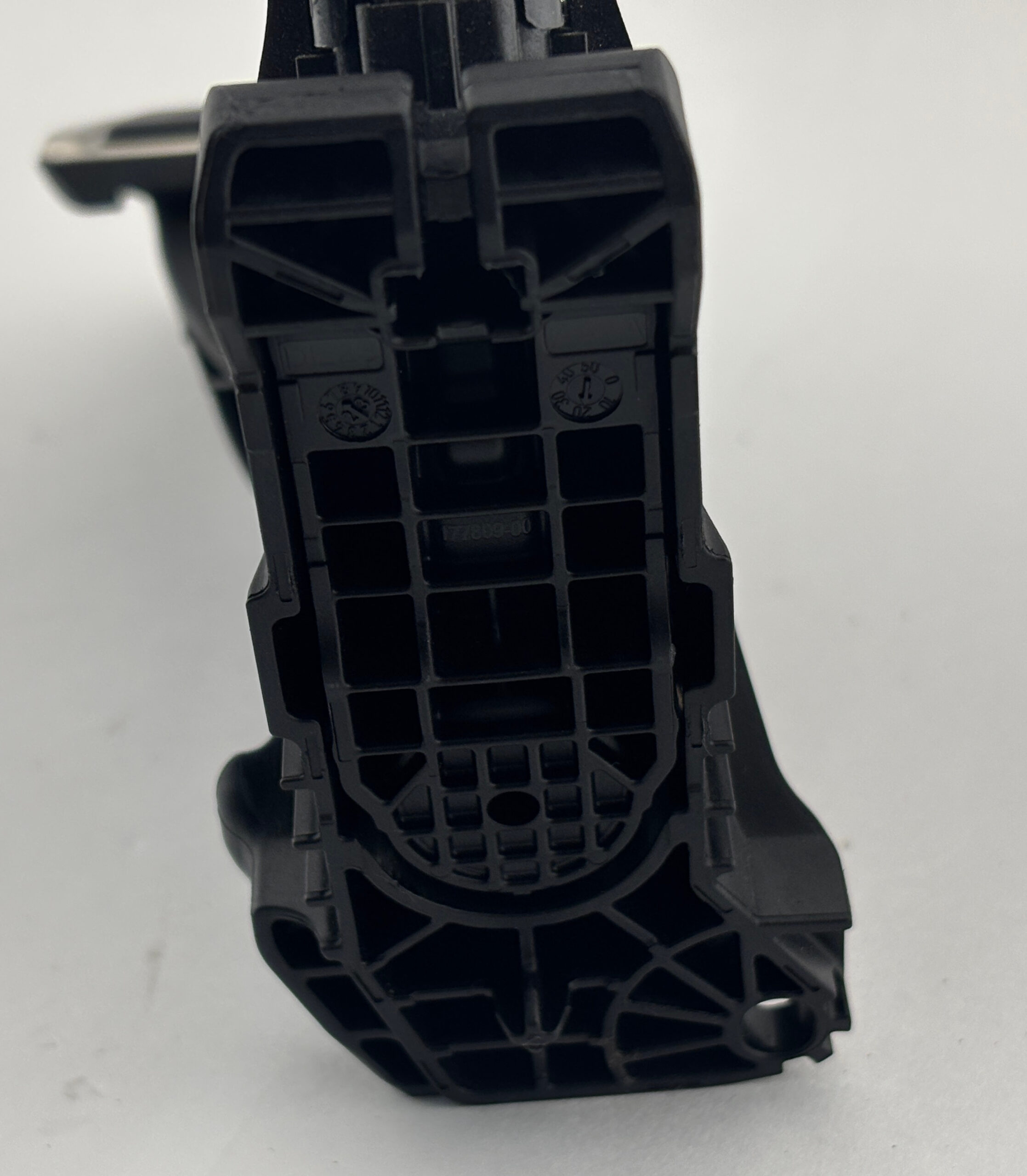 2022-2025 Volkswagen MK8 Golf R OEM Aluminum Pedal Trims / Automatic / M8R01 - Image 6