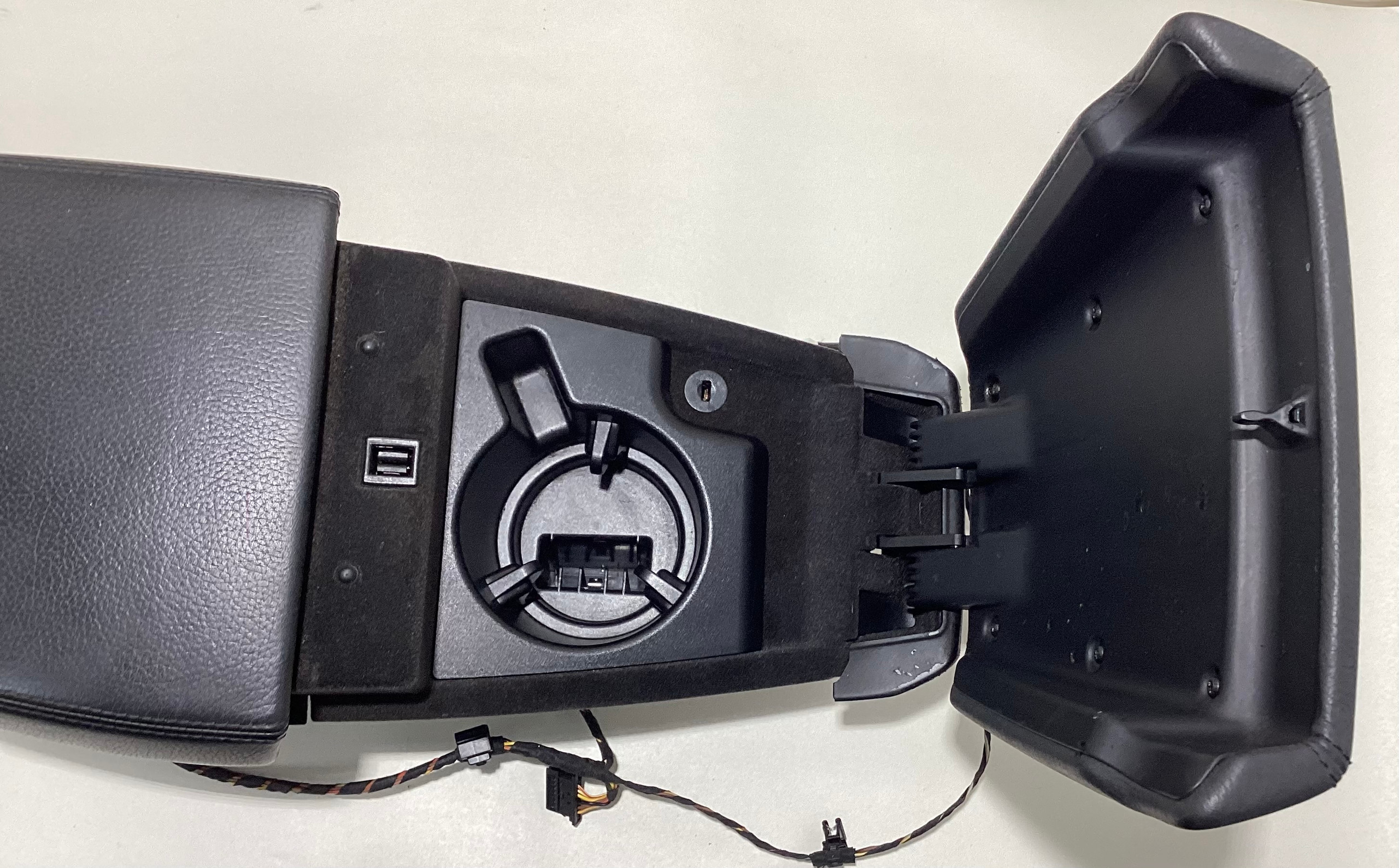 2006-2009 E63 E64 BMW M6 Center Console Lid / Black Leather / M6005 - Image 11