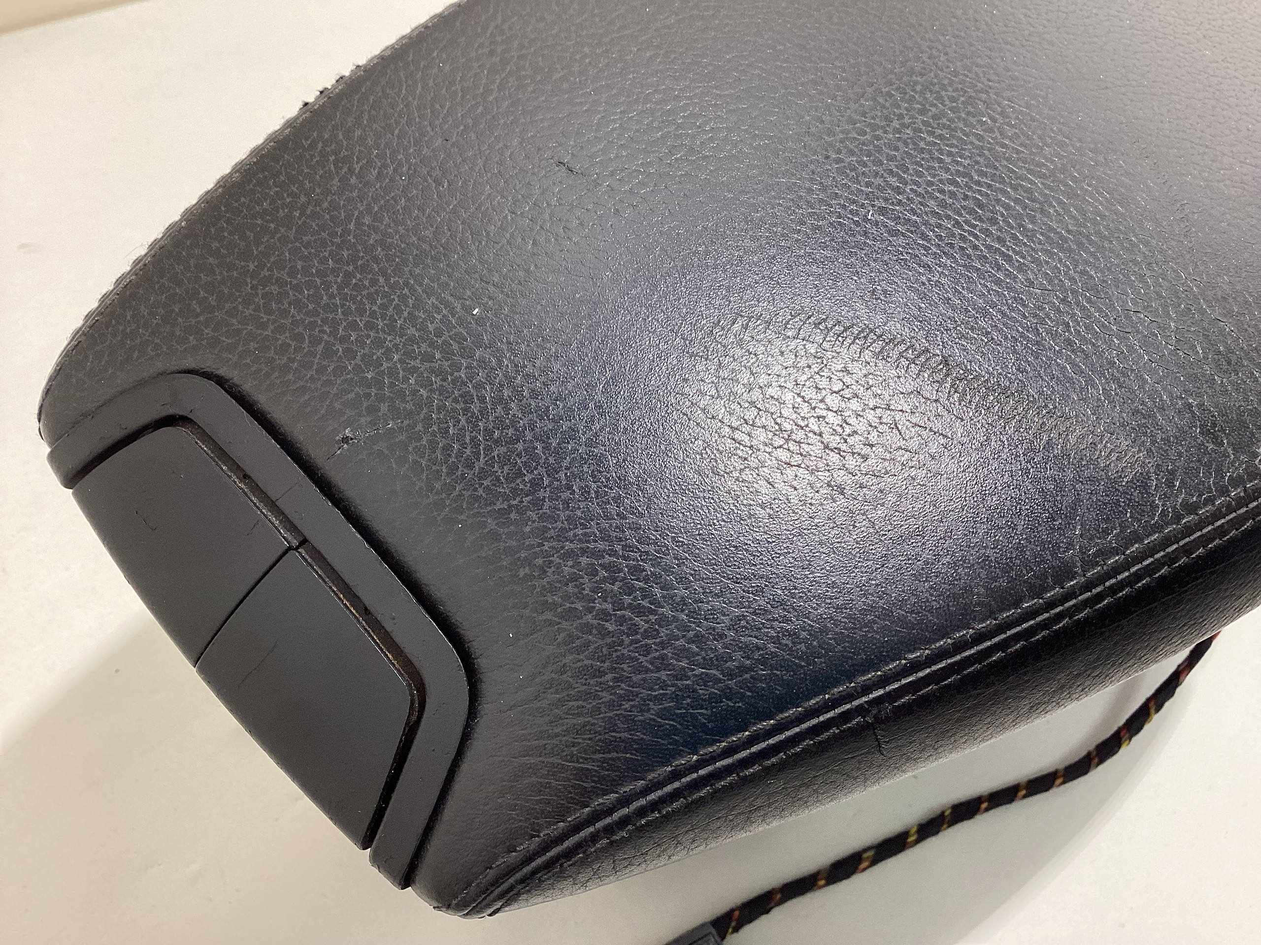 2006-2009 E63 E64 BMW M6 Center Console Lid / Black Leather / M6005 - Image 3