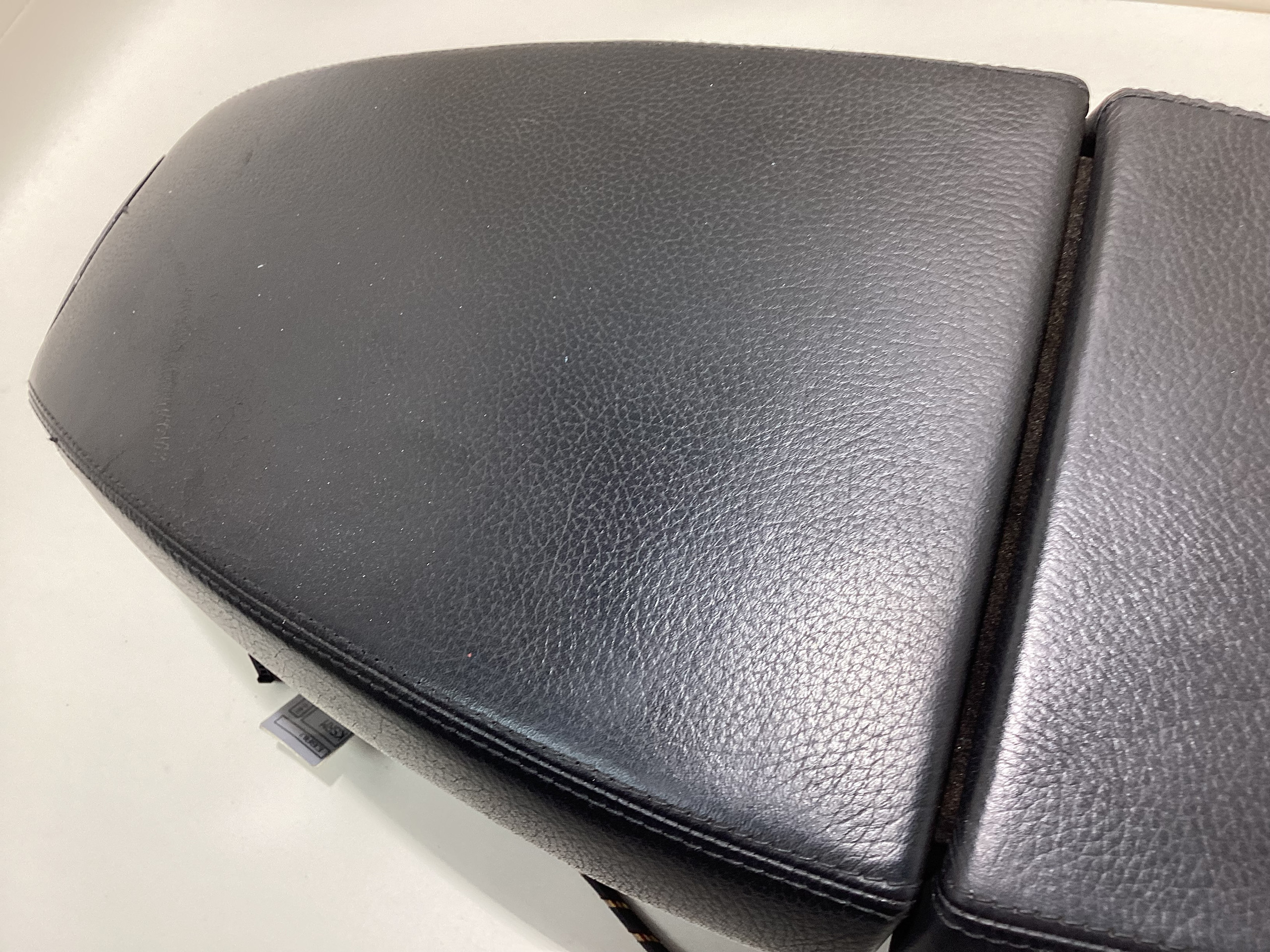 2006-2009 E63 E64 BMW M6 Center Console Lid / Black Leather / M6005 - Image 5