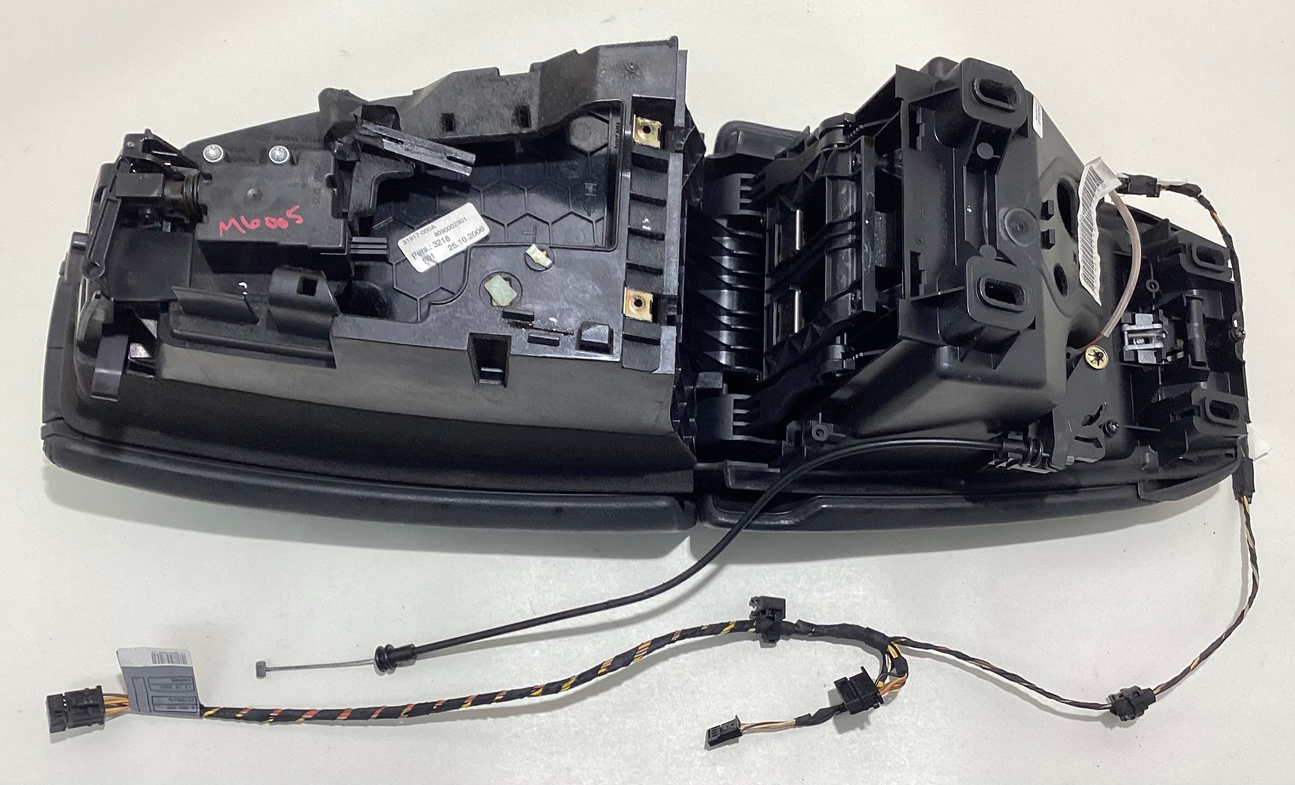 2006-2009 E63 E64 BMW M6 Center Console Lid / Black Leather / M6005 - Image 13