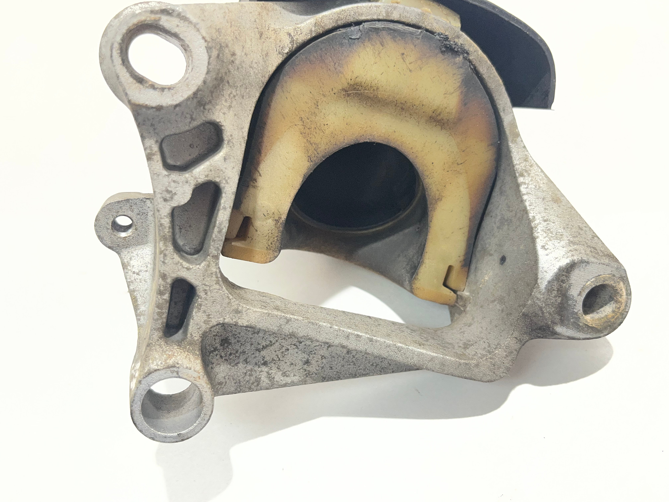 2017-2020 Fiat 124 Spider 1.4l OEM Motor Mount Bushings / Pair / FD031 - Image 7