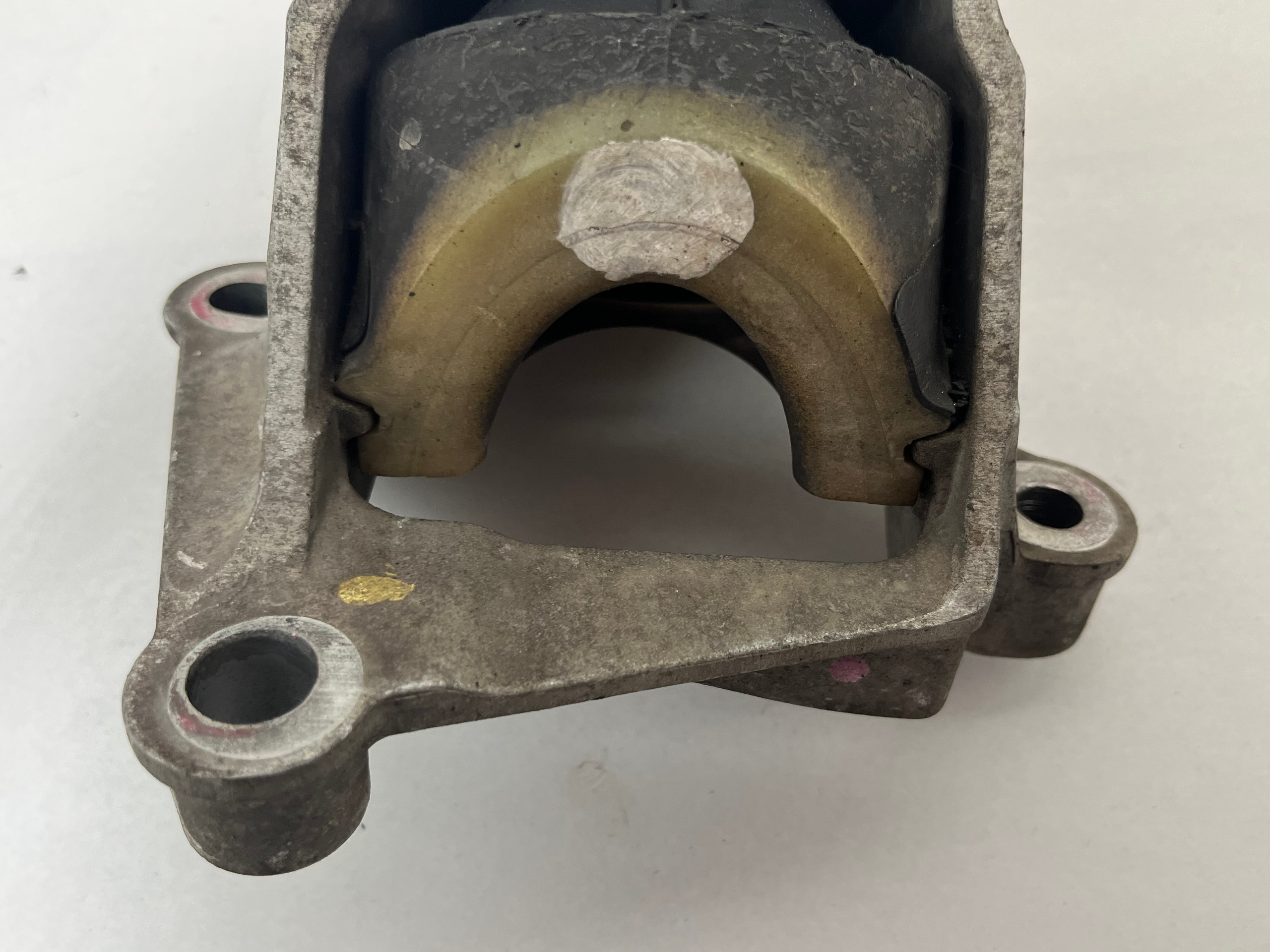 2017-2020 Fiat 124 Spider 1.4l OEM Motor Mount Bushings / Pair / FD031 - Image 10