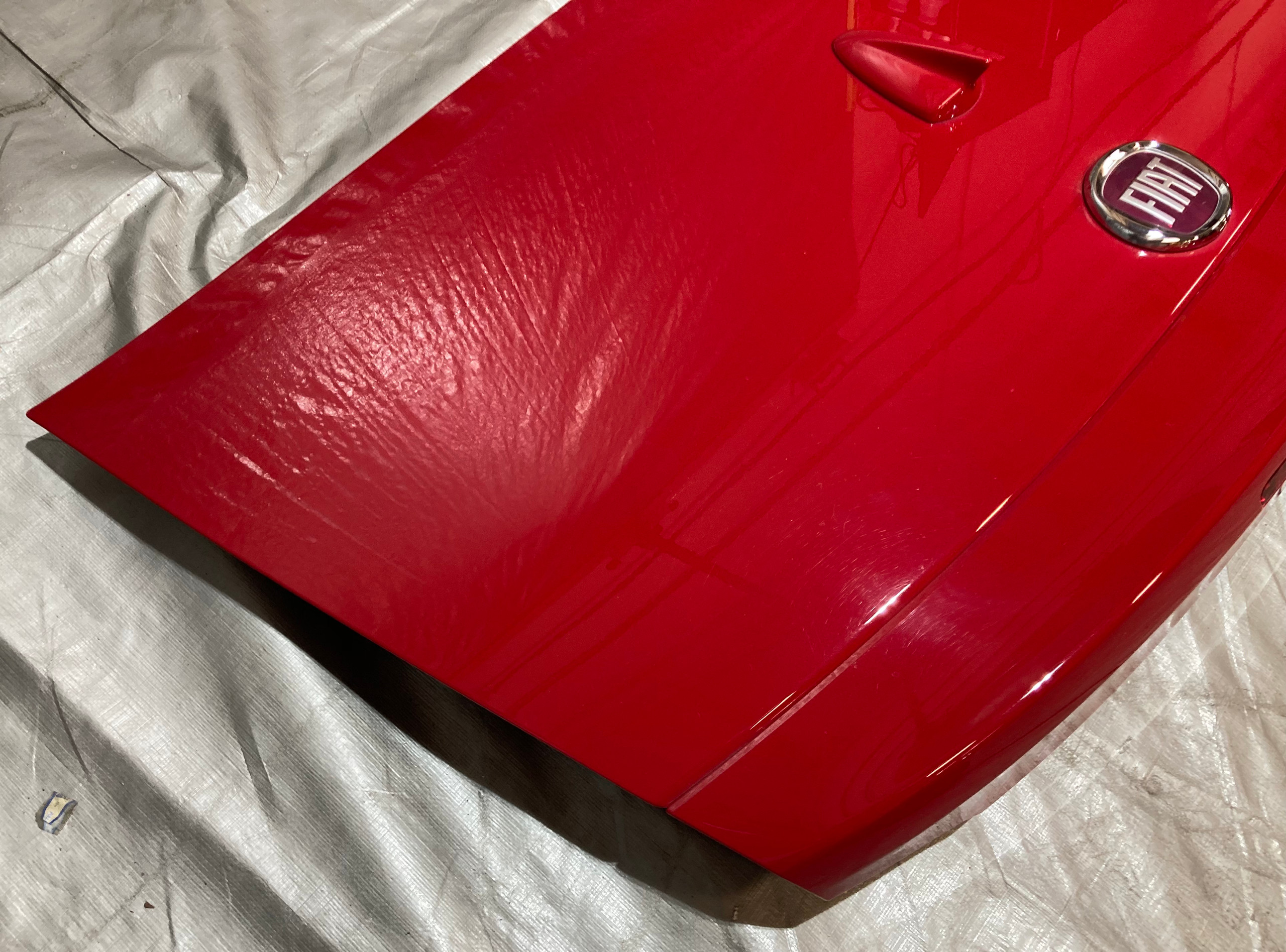 2017-2020 Fiat 124 Spider Lusso Trunk Lid w/ Spoiler / Hypnotique Red FD020 - Image 4