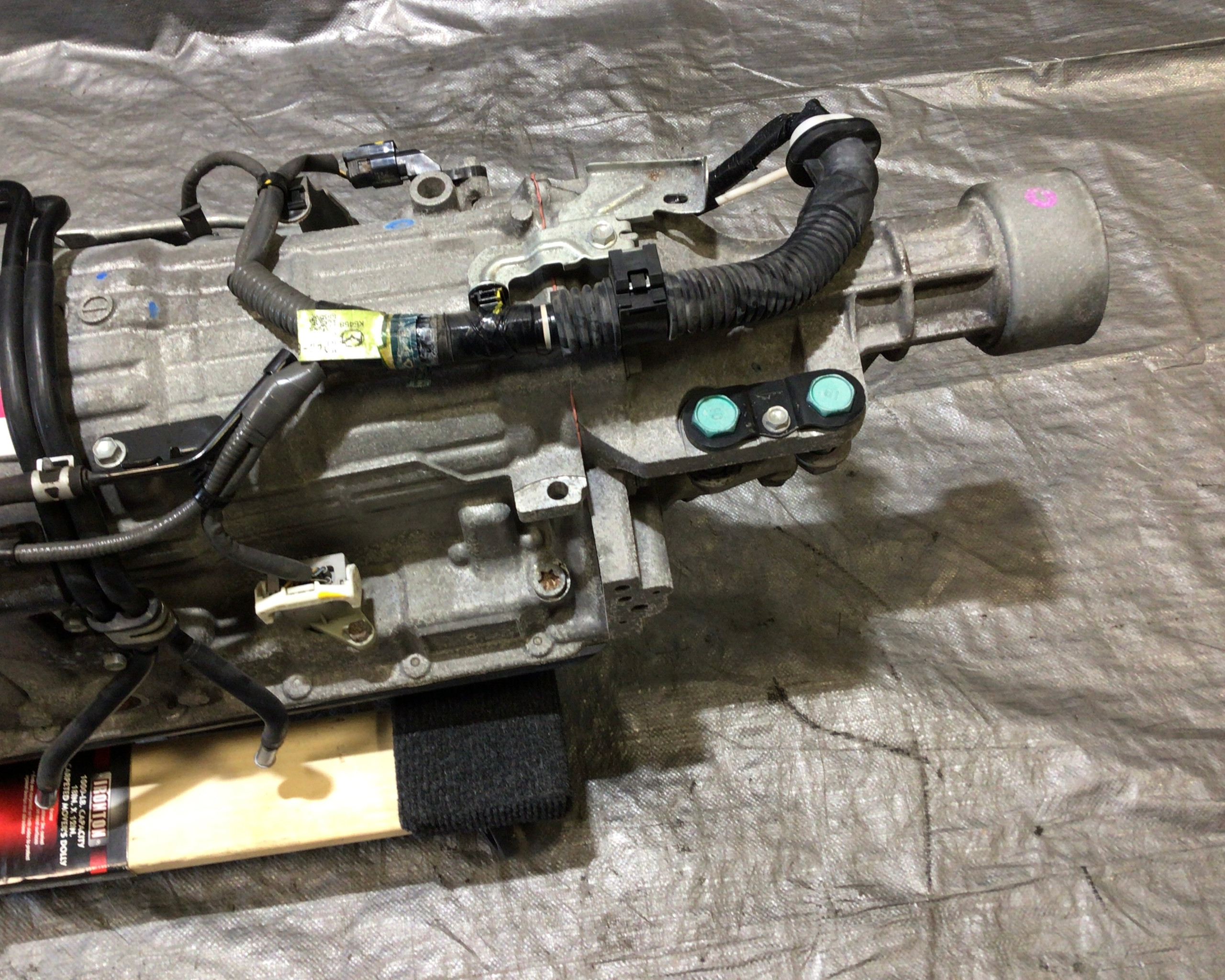 2017-2020 Fiat 124 Spider Automatic Transmission / 49k / FD008 - Image 10