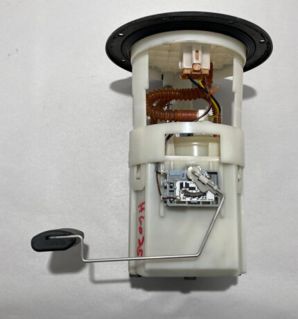 2010-2012 Hyundai Genesis Coupe 3.8l OEM Fuel Pump Assembly 31110-2M500 / 104K HG025