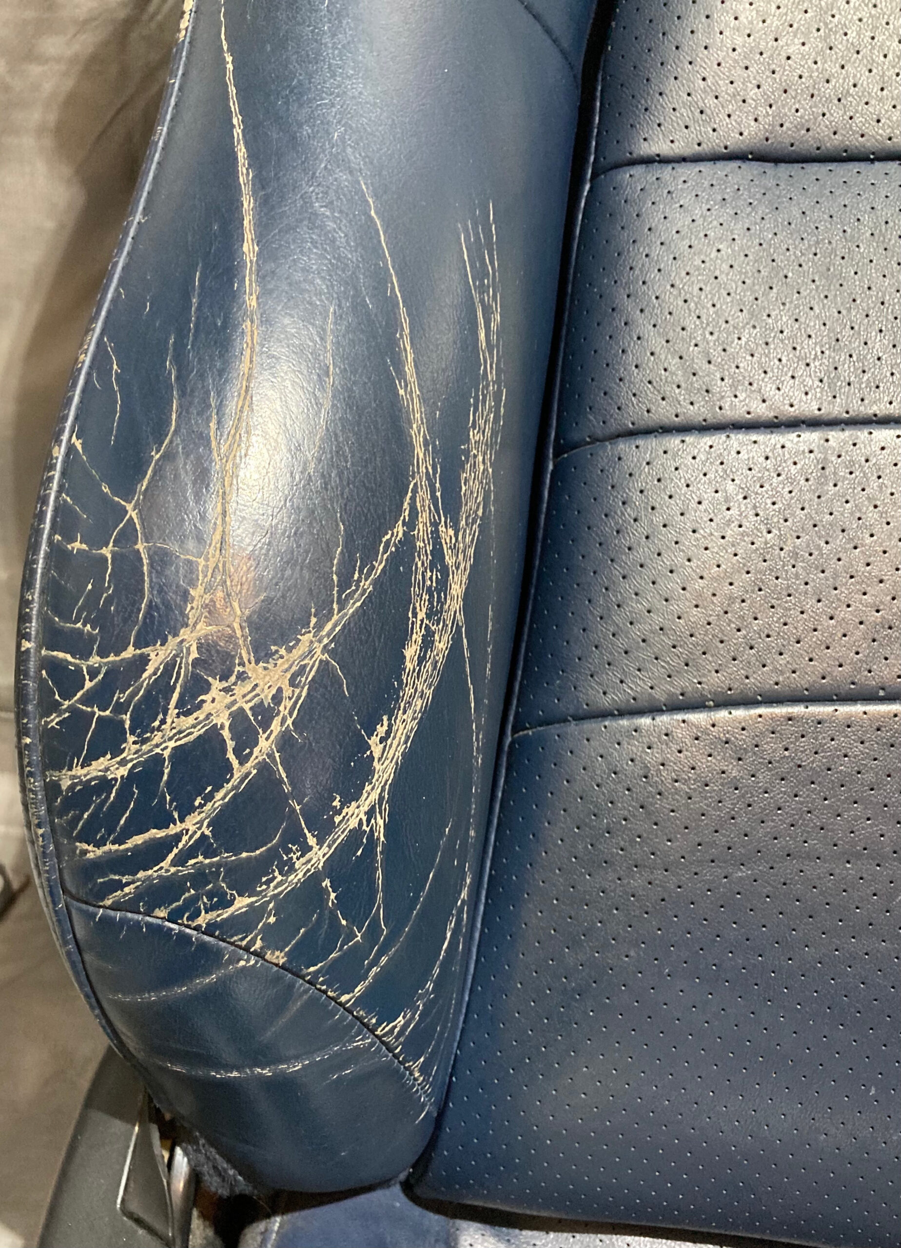 2000-2005 Honda S2000 OEM Blue Leather Seats / Pair *DAMAGE* / HS005 - Image 23