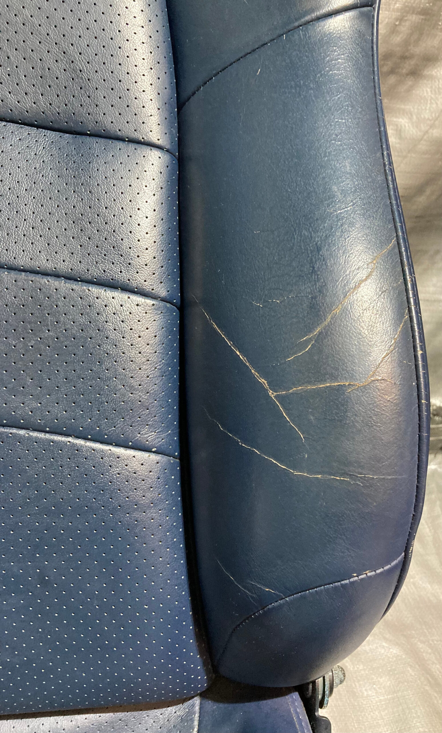 2000-2005 Honda S2000 OEM Blue Leather Seats / Pair *DAMAGE* / HS005 - Image 13