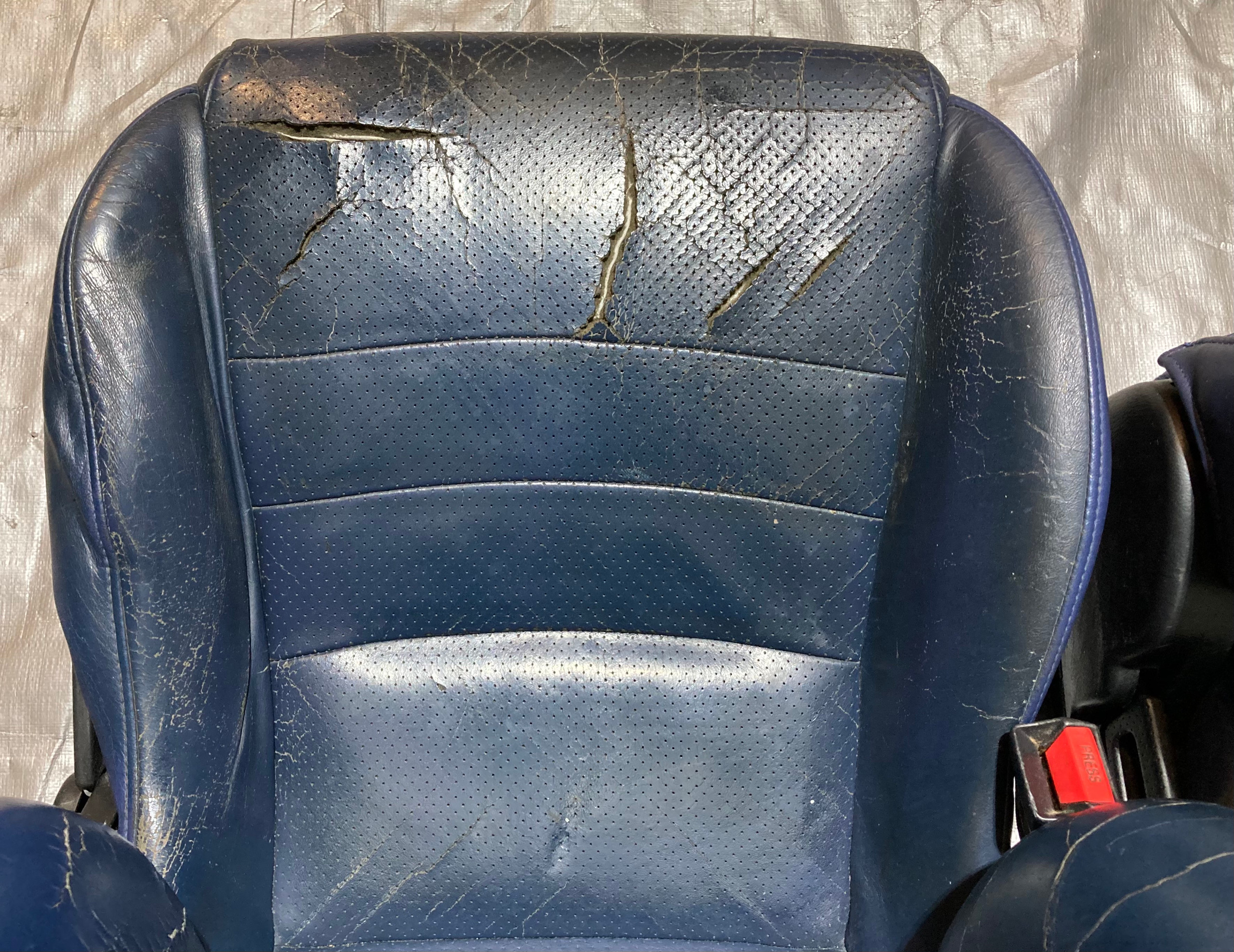 2000-2005 Honda S2000 OEM Blue Leather Seats / Pair *DAMAGE* / HS005 - Image 9