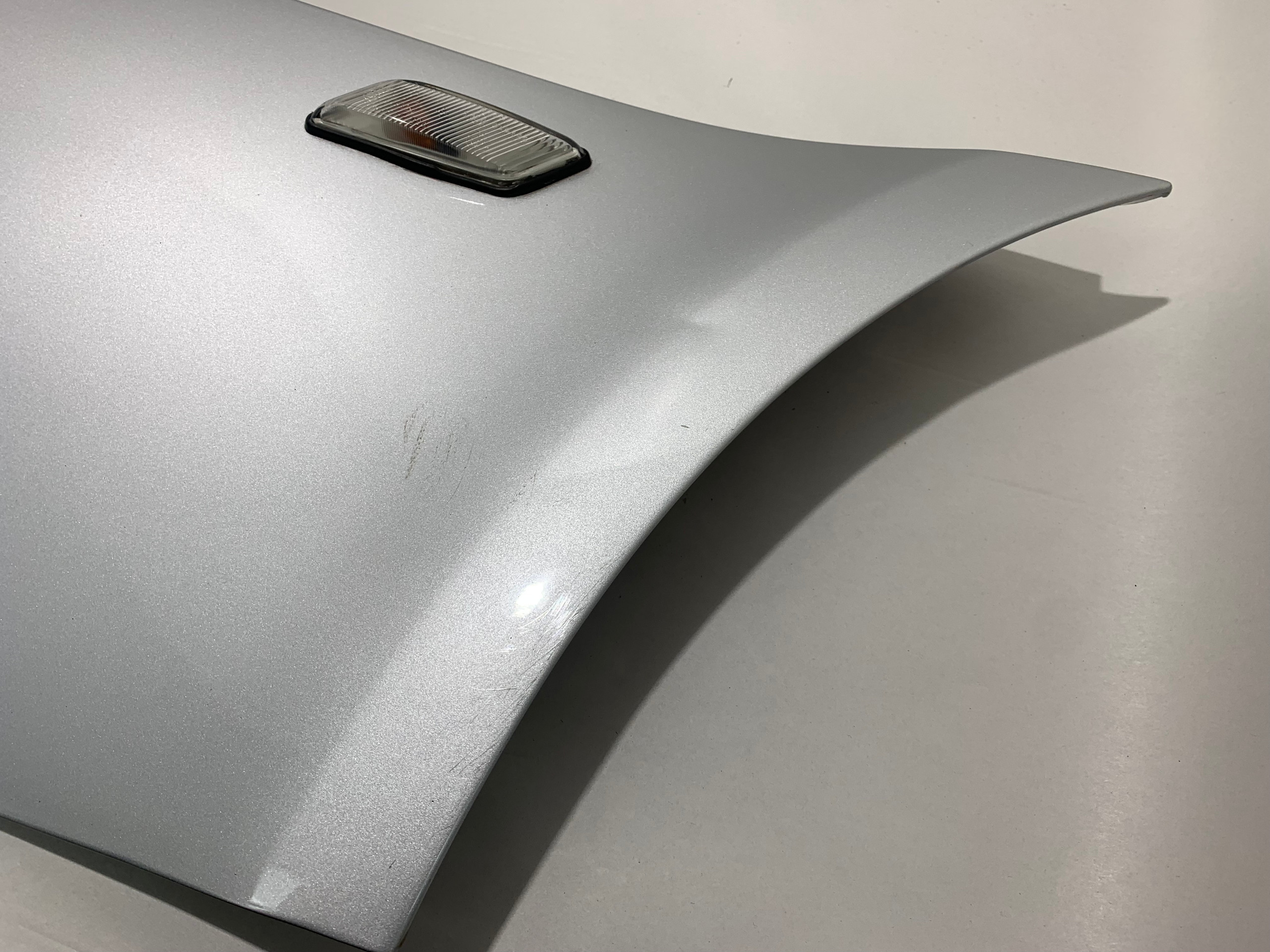 1996-2002 BMW Z3 Passenger Front Fender / Titan Silver / Z3024 - Image 4