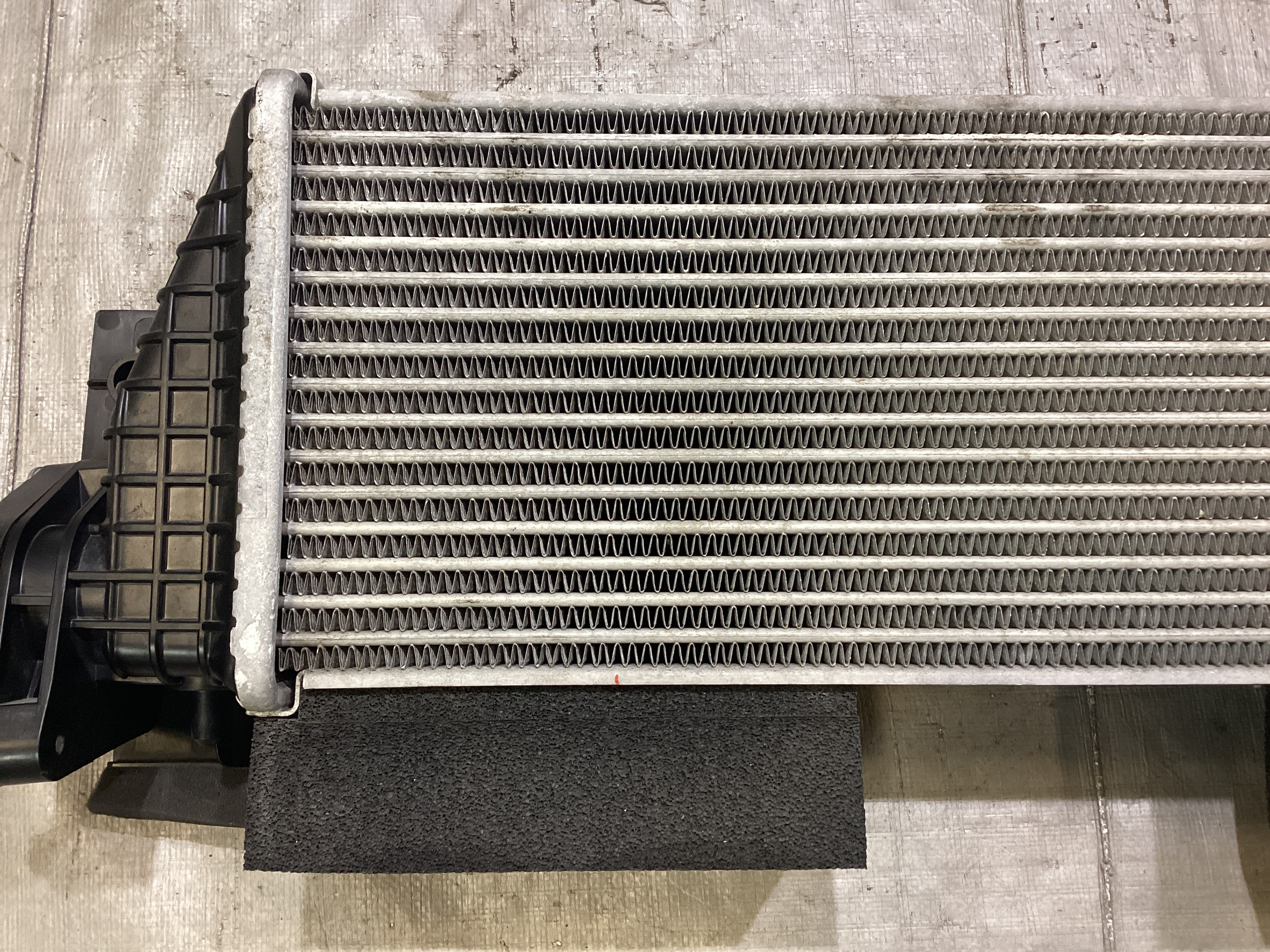 2017-2020 Fiat 124 Spider Intercooler w/ Piping Set *DAMAGE* / FD019 - Image 7