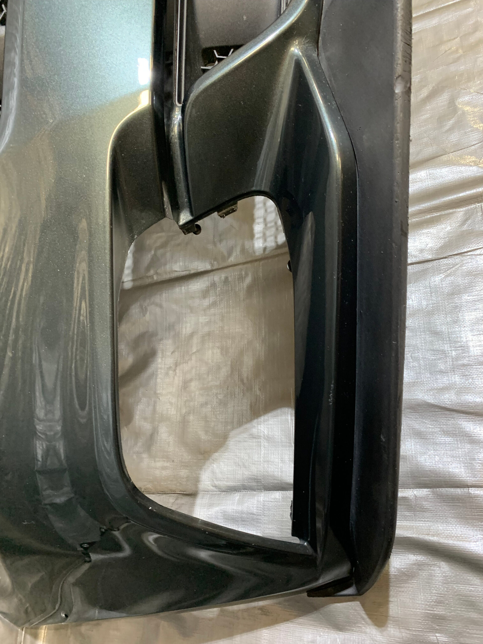 2015-2017 Ford Mustang GT 5.0 Front Bumper Cover w/ Grilles / DAMAGE / FM008 - Image 5
