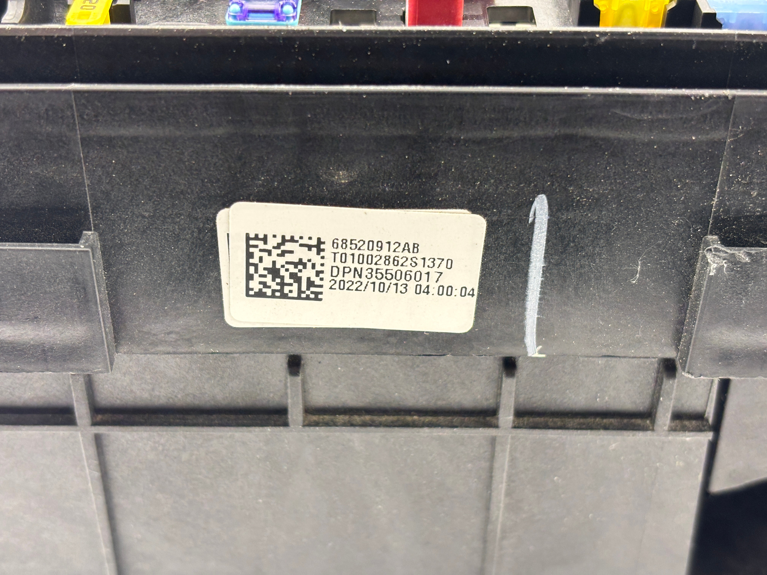 2023 Jeep Gladiator JT Sport Engine Bay Fuse Box / TIPM / 68520912AB - Image 6