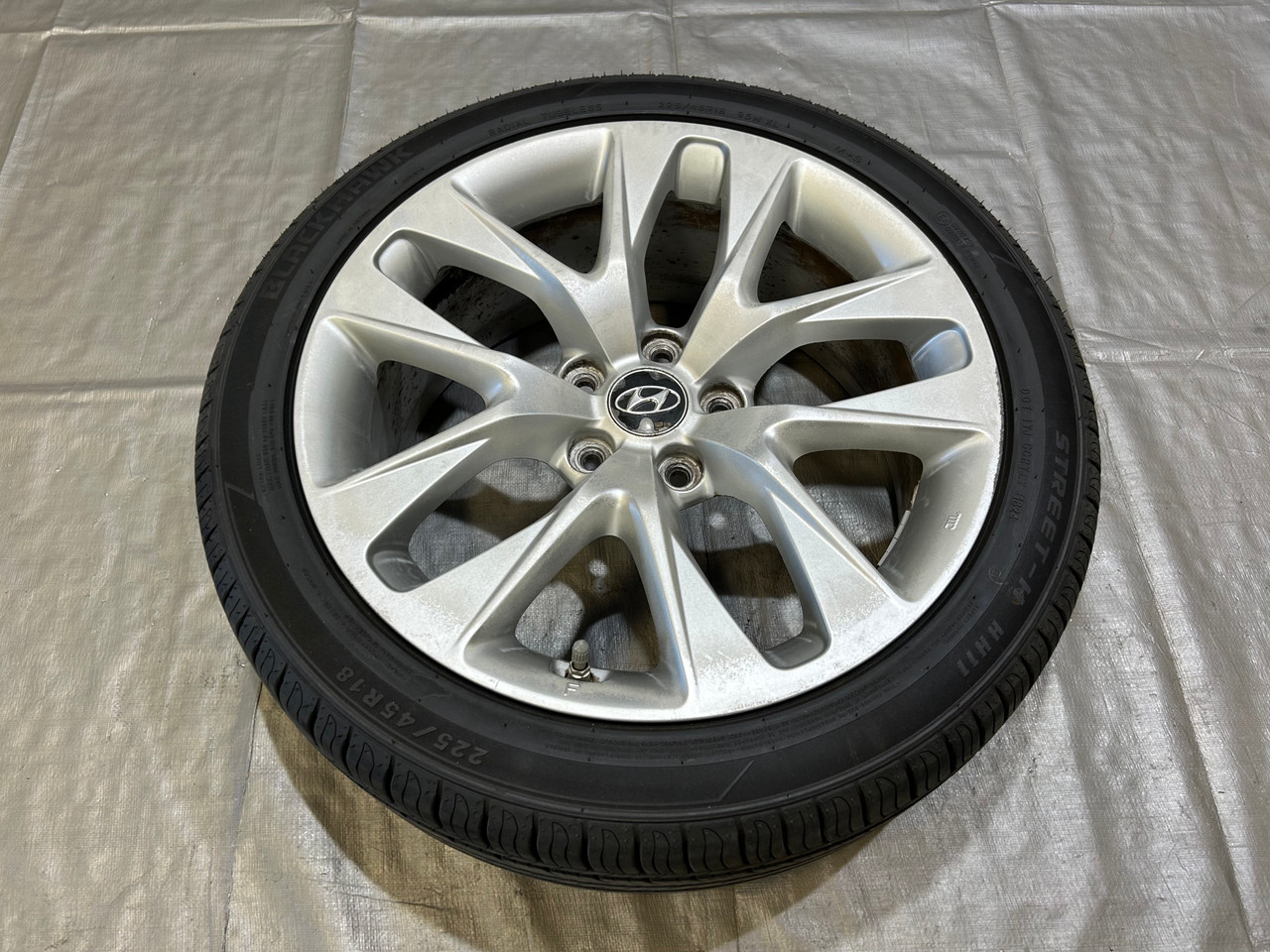 2013-2016 Hyundai Genesis Coupe 18x8" Front Wheel Rim w/ Tire / HG029