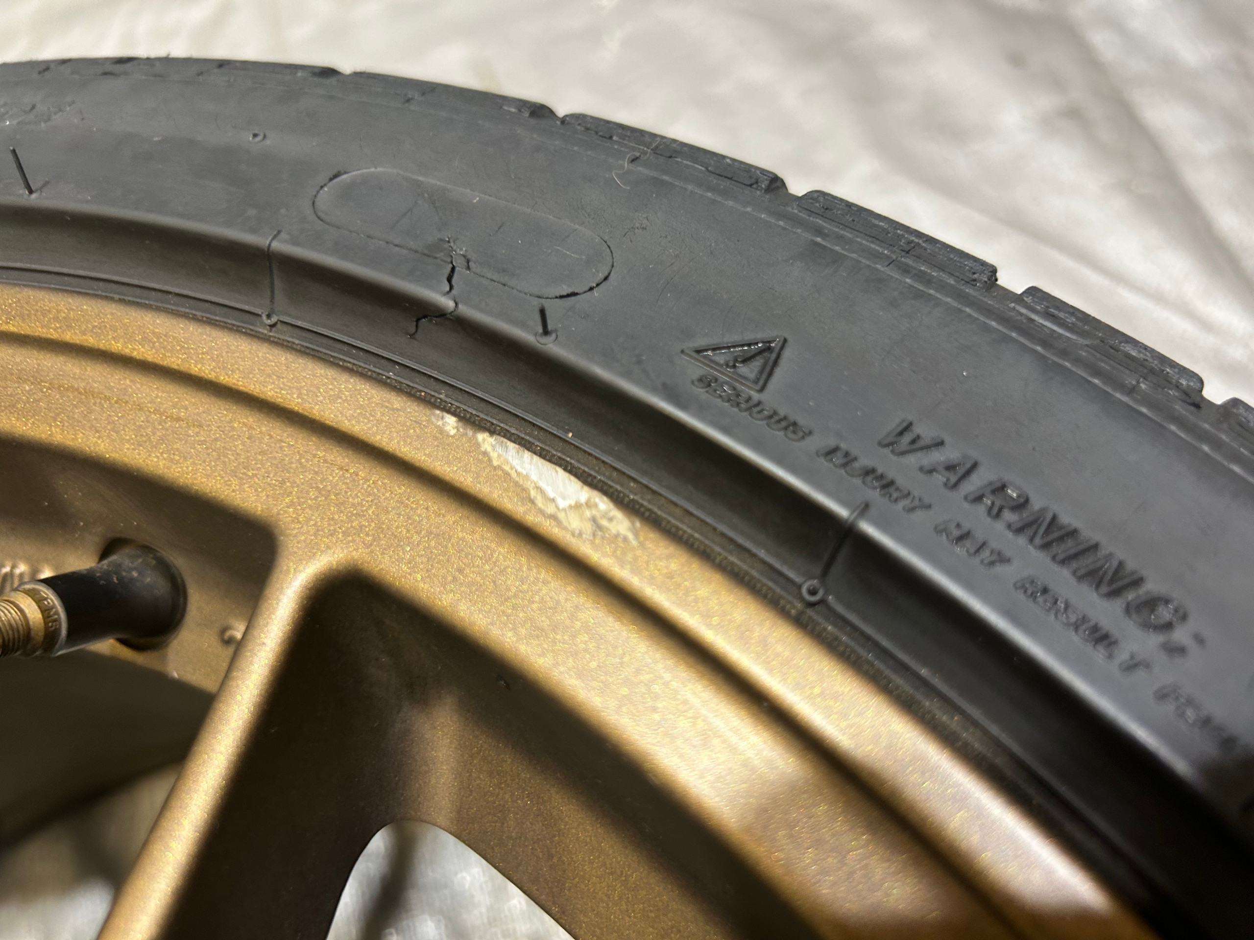 Single 18x9" APEX EC-7 Wheel Rim w/ Michelin Tire / 5x120mm / B2005 - Image 4
