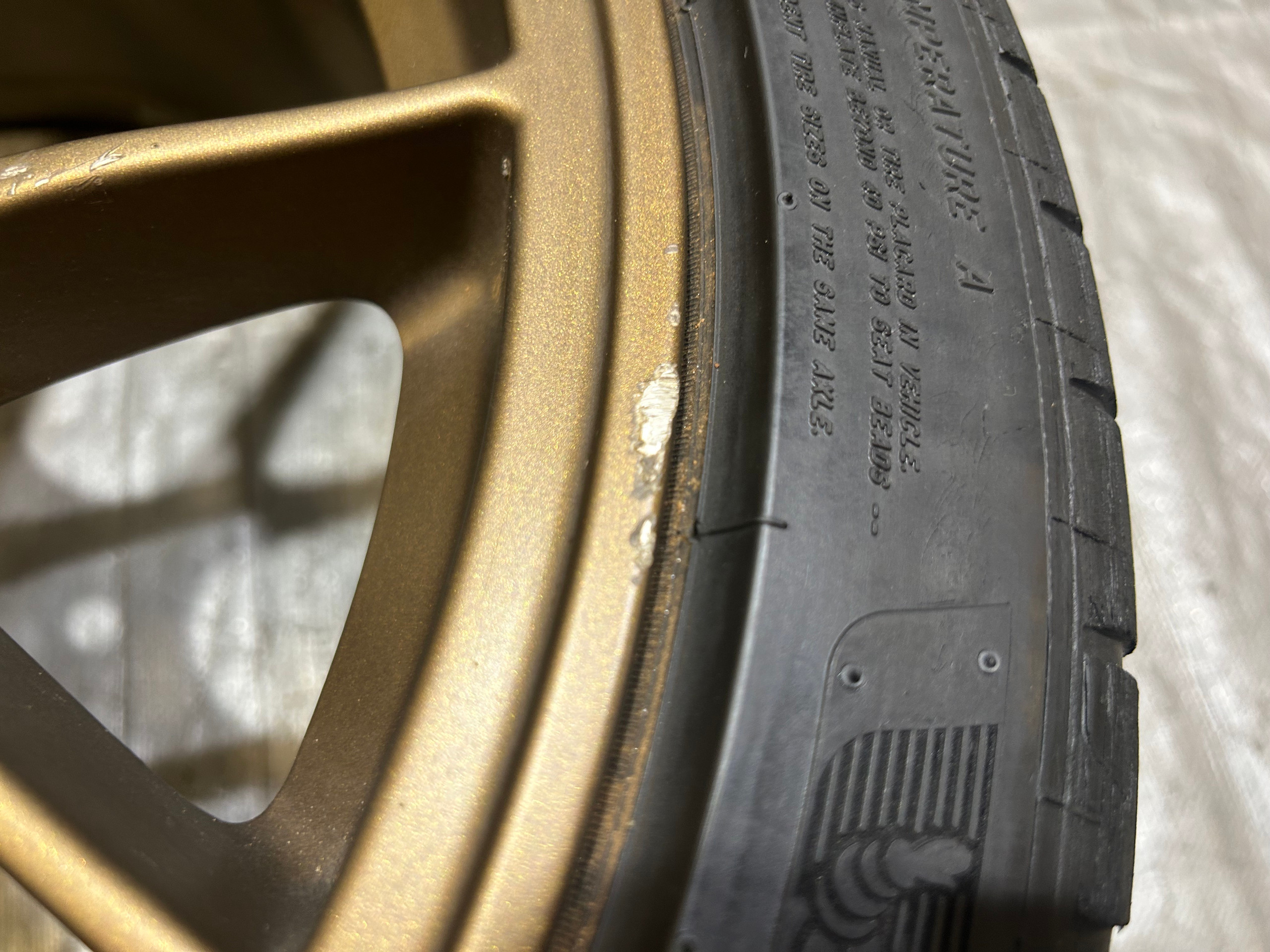 Single 18x9" APEX EC-7 Wheel Rim w/ Michelin Tire / 5x120mm / B2005 - Image 8