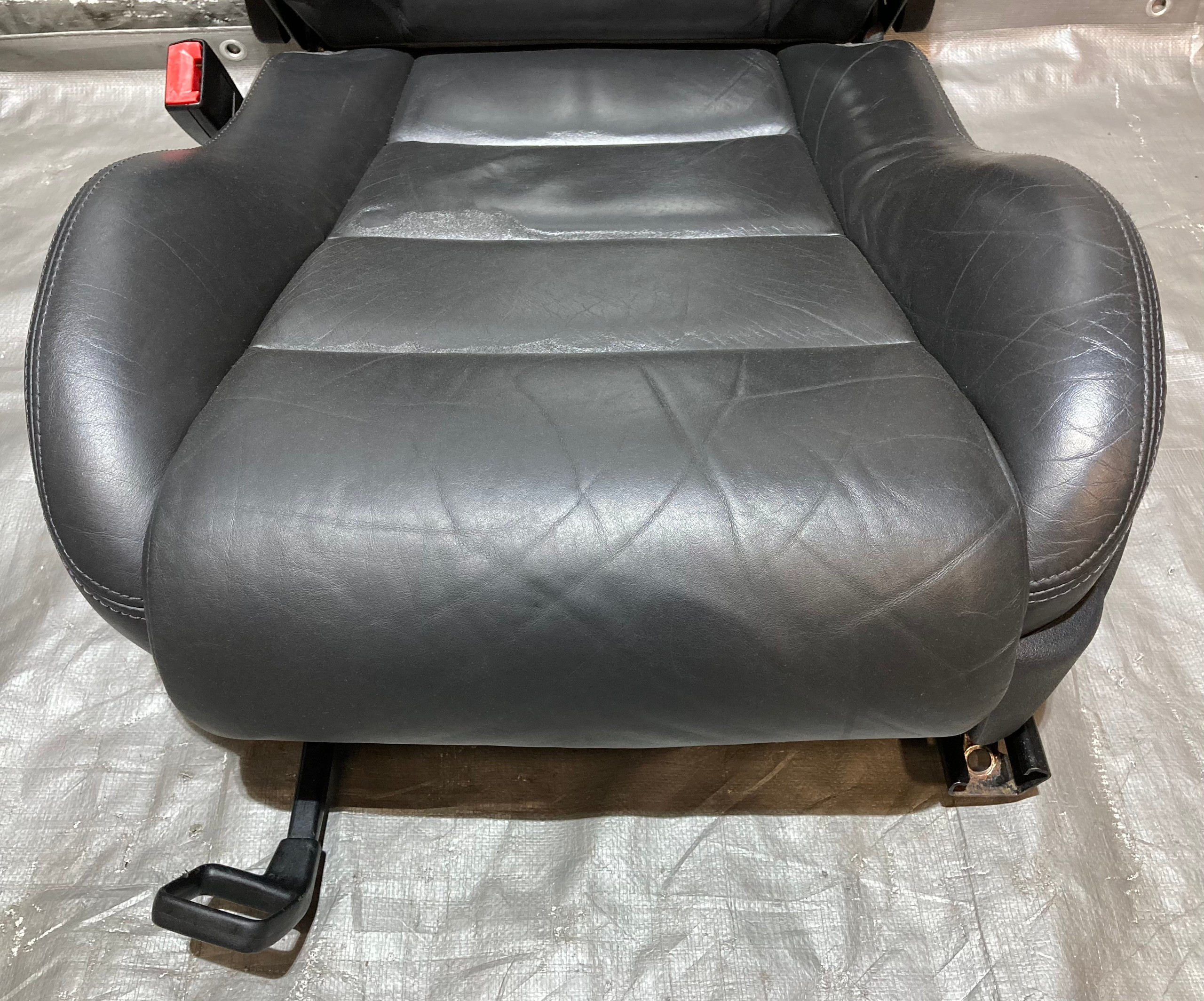 2001-2006 Audi TT Convertible Black Leather Seats / Pair / T1029 - Image 8