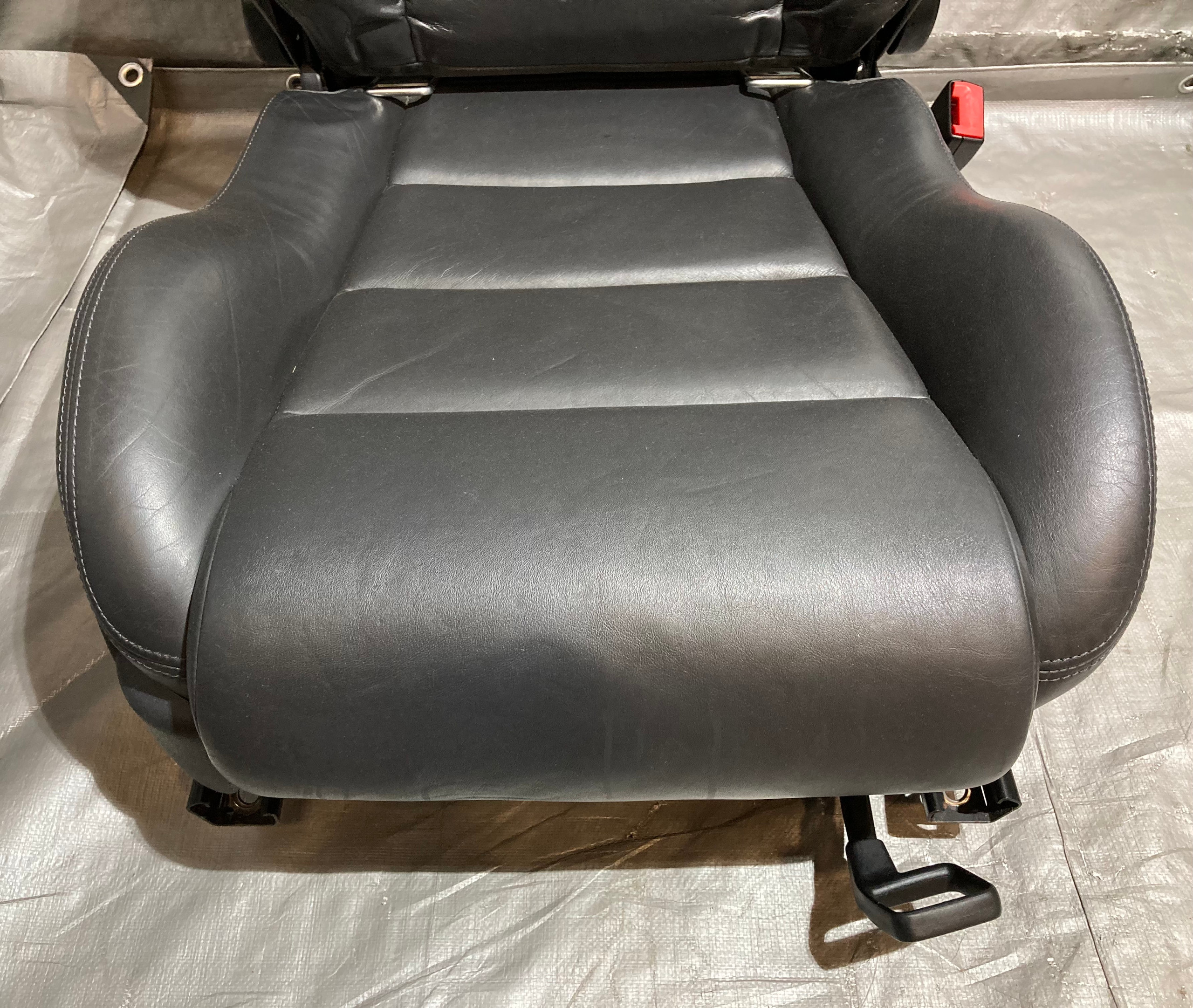 2001-2006 Audi TT Convertible Black Leather Seats / Pair / T1029 - Image 5