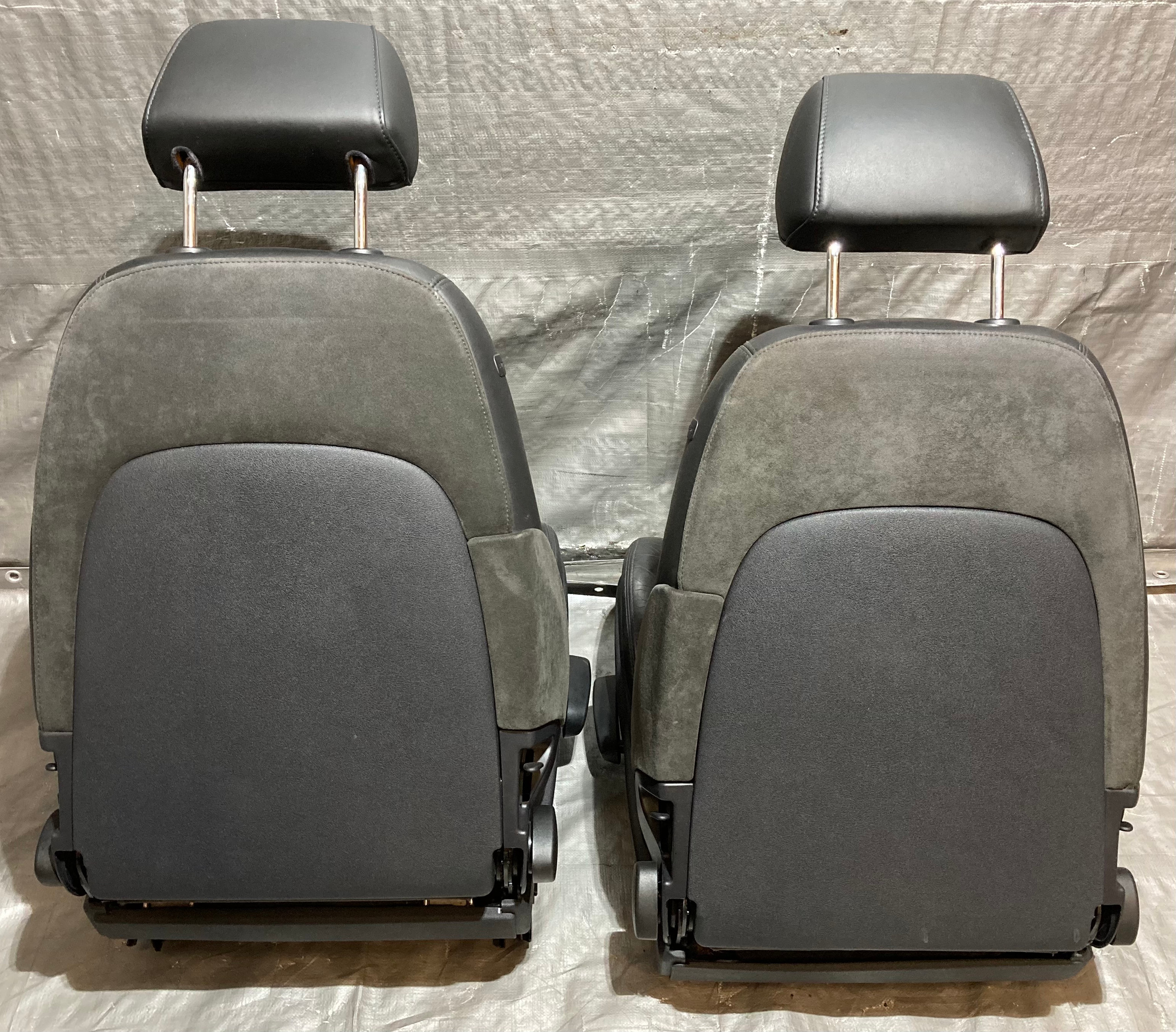 2001-2006 Audi TT Convertible Black Leather Seats / Pair / T1029 - Image 9