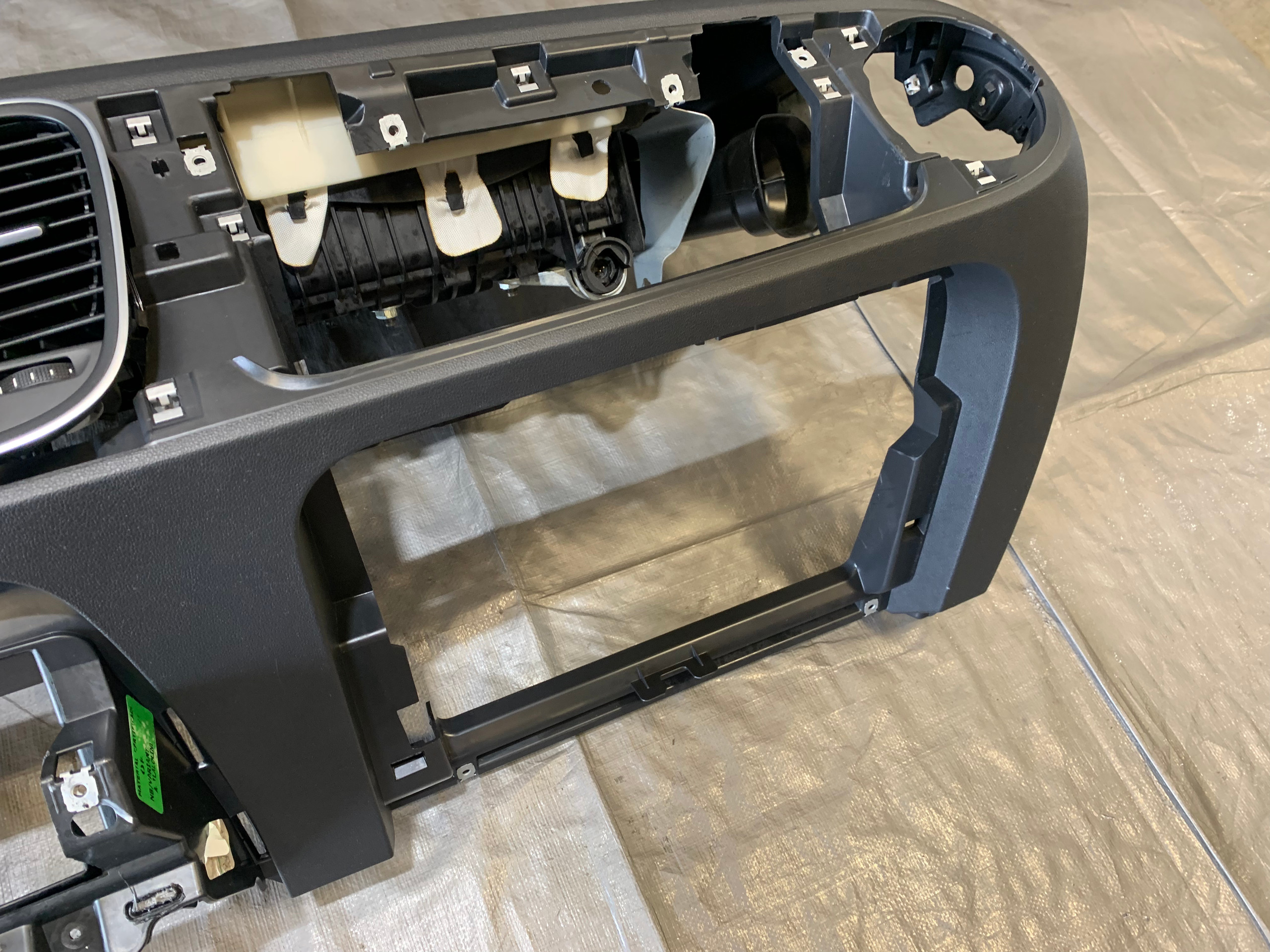 2012-2019 Volkswagen Beetle Dashboard Panel w/ Passenger Airbag / OEM / VB002 - Image 8