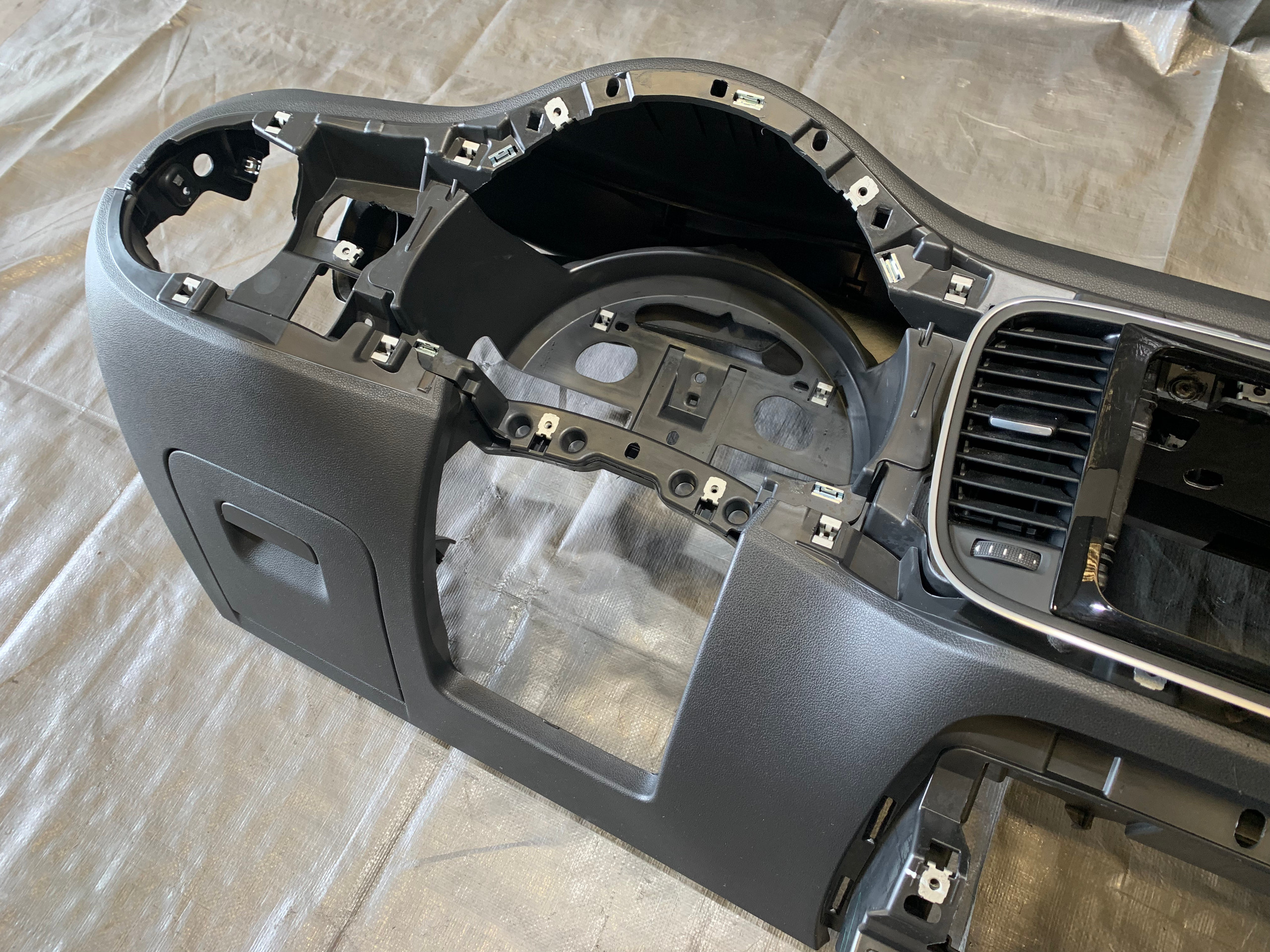 2012-2019 Volkswagen Beetle Dashboard Panel w/ Passenger Airbag / OEM / VB002 - Image 10