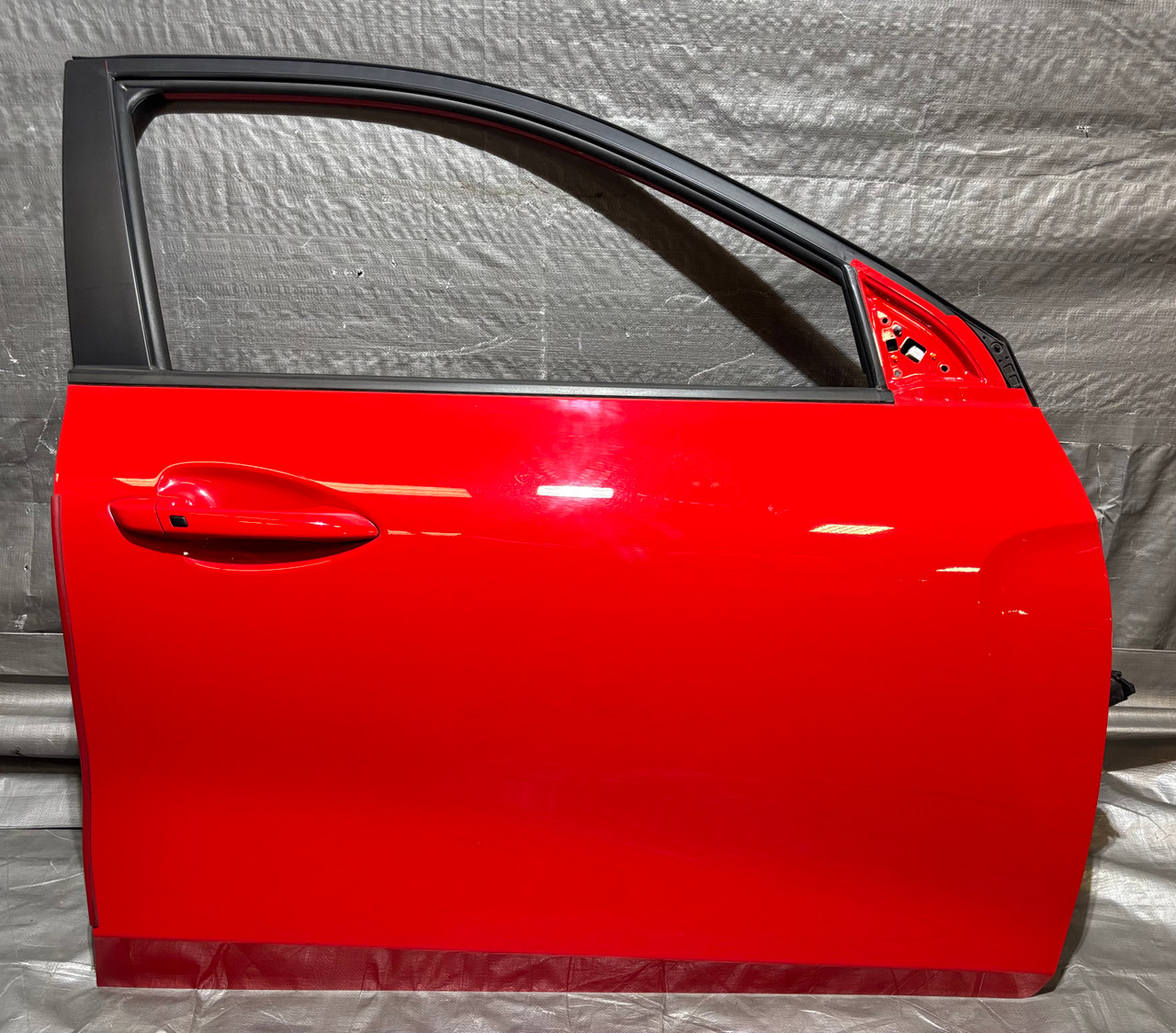 2019-2022 Hyundai Veloster Passenger Front Door Assembly / Racing Red HV012