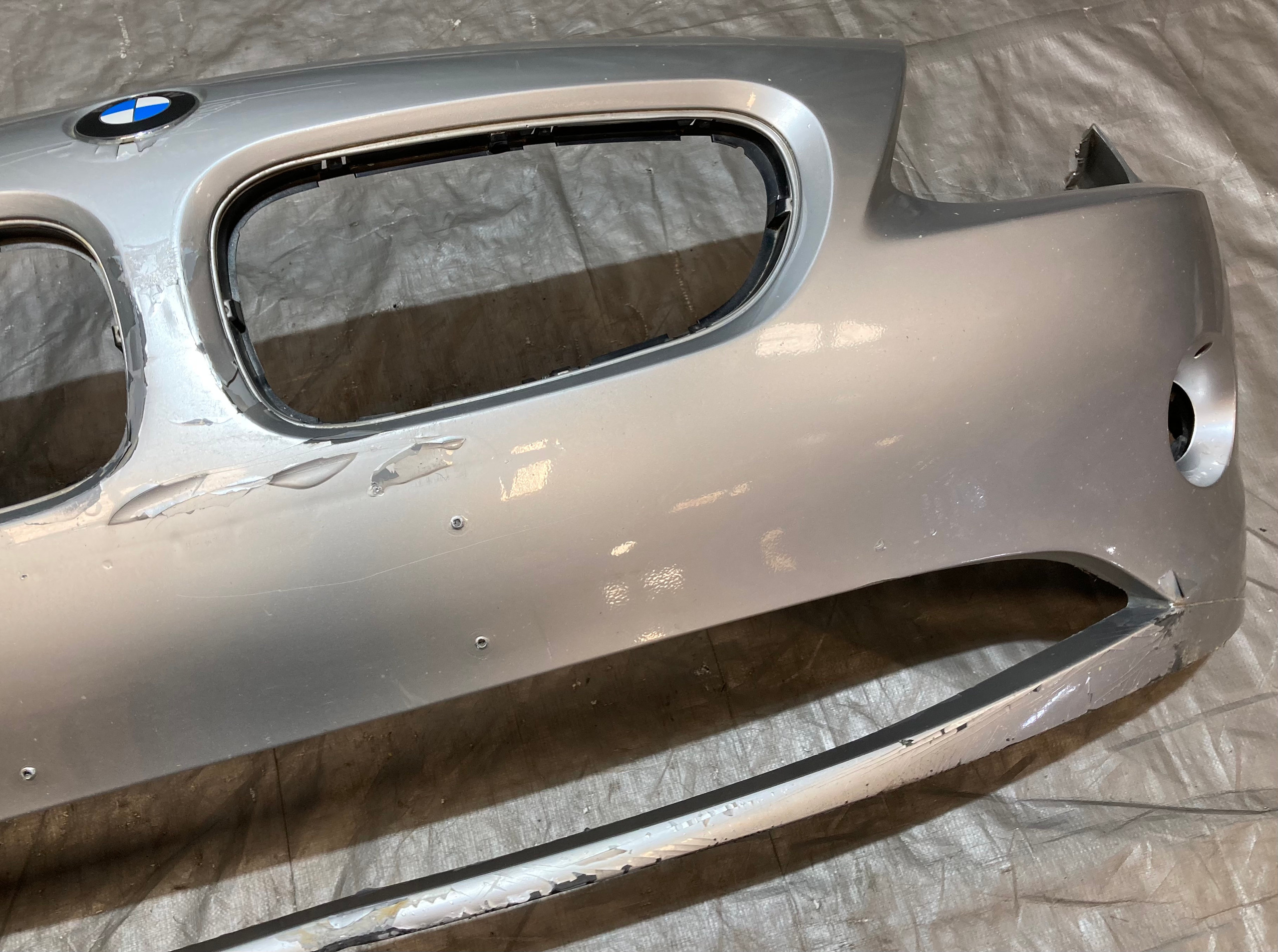 2003-2005 E85 E86 BMW Z4 Front Bumper Cover *DAMAGE* / Z4057 - Image 17