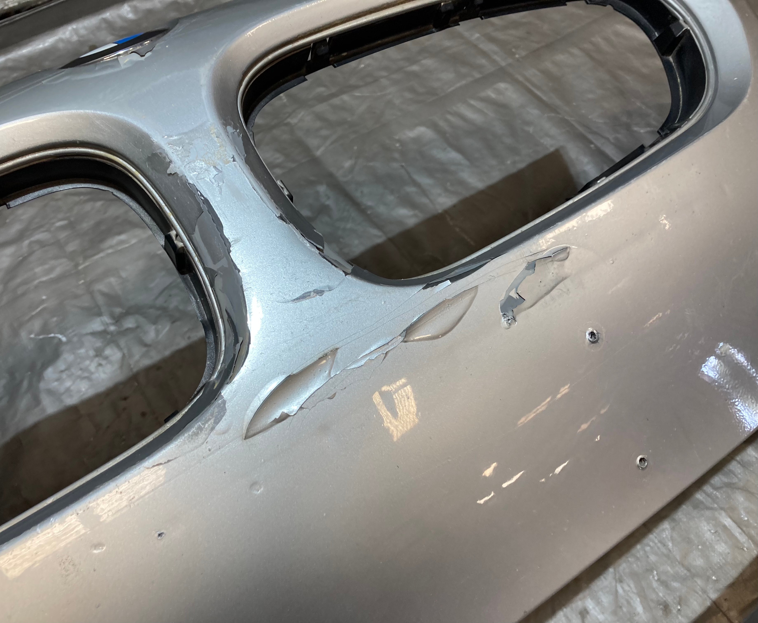 2003-2005 E85 E86 BMW Z4 Front Bumper Cover *DAMAGE* / Z4057 - Image 7