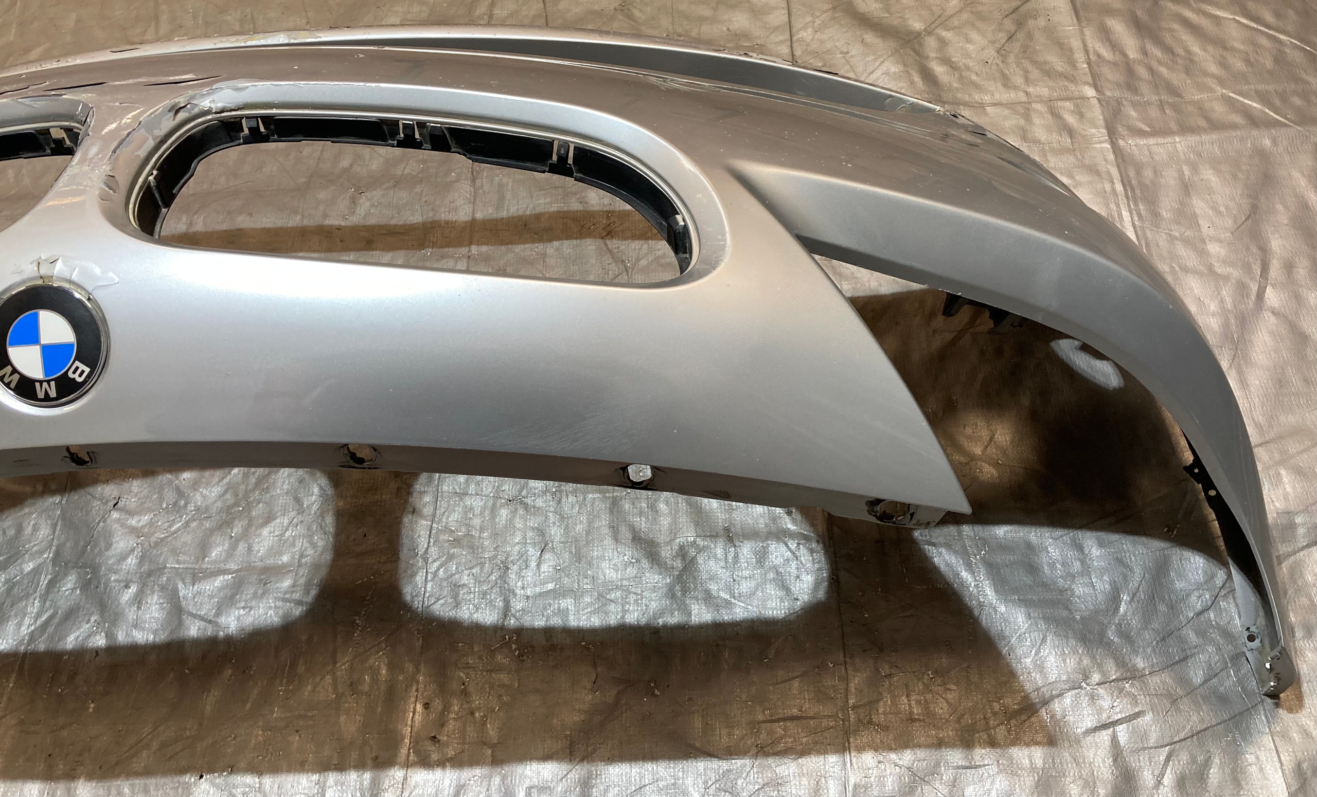2003-2005 E85 E86 BMW Z4 Front Bumper Cover *DAMAGE* / Z4057 - Image 19