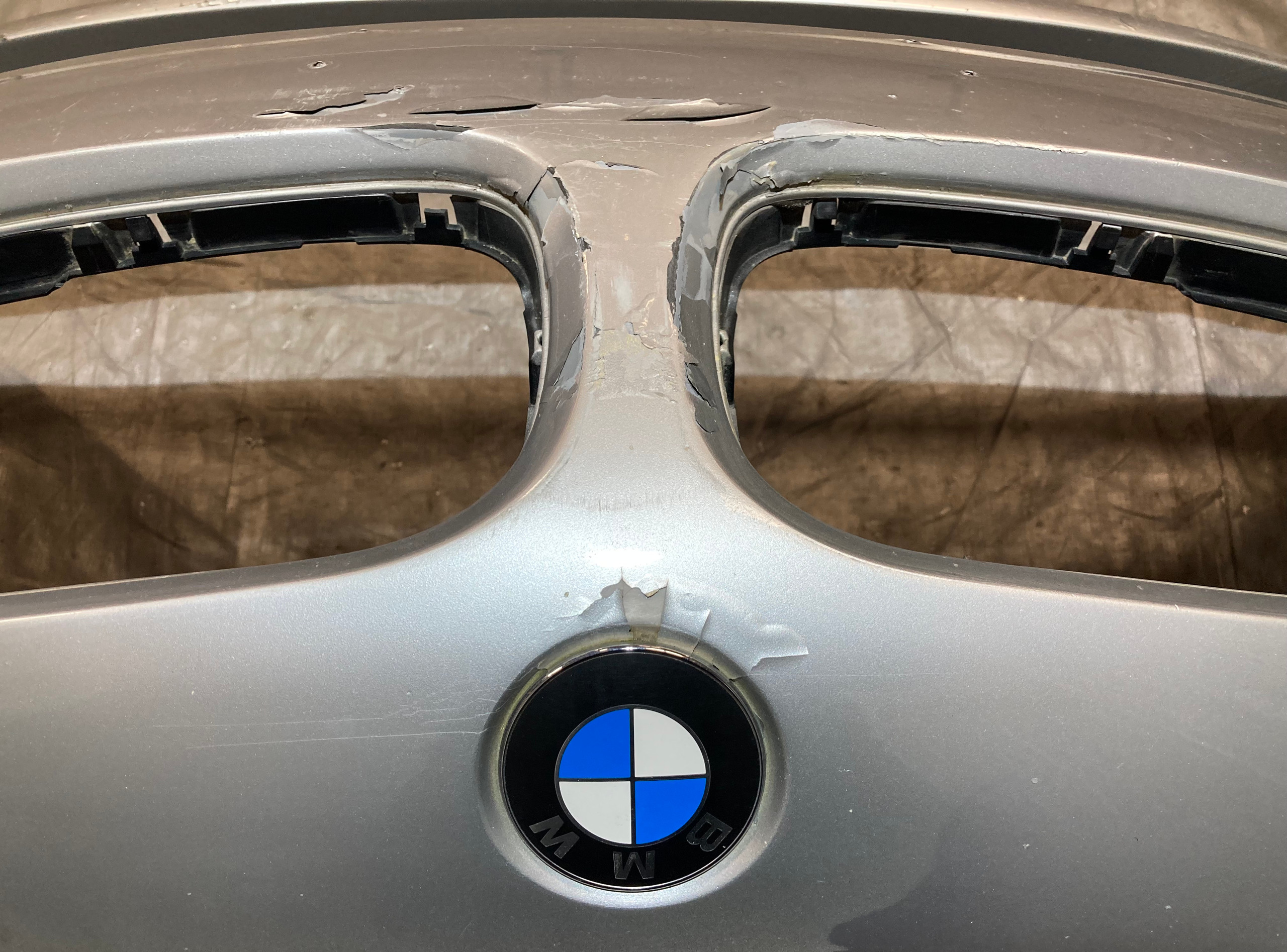 2003-2005 E85 E86 BMW Z4 Front Bumper Cover *DAMAGE* / Z4057 - Image 6
