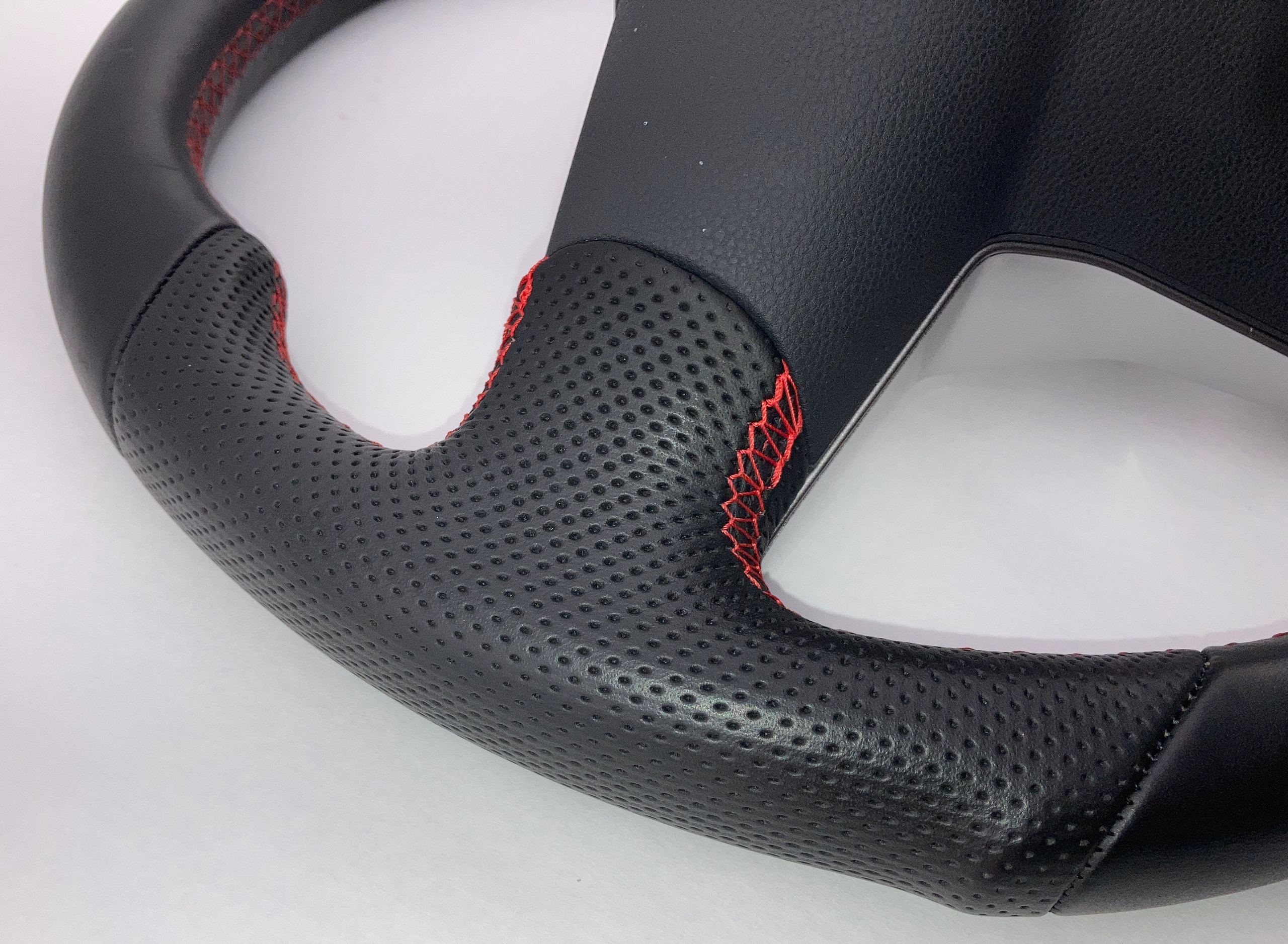 2022-2024 Volkswagen MK8 GTI Black Leather Steering Wheel w/ Red Stitching / Manual / M8002 - Image 15