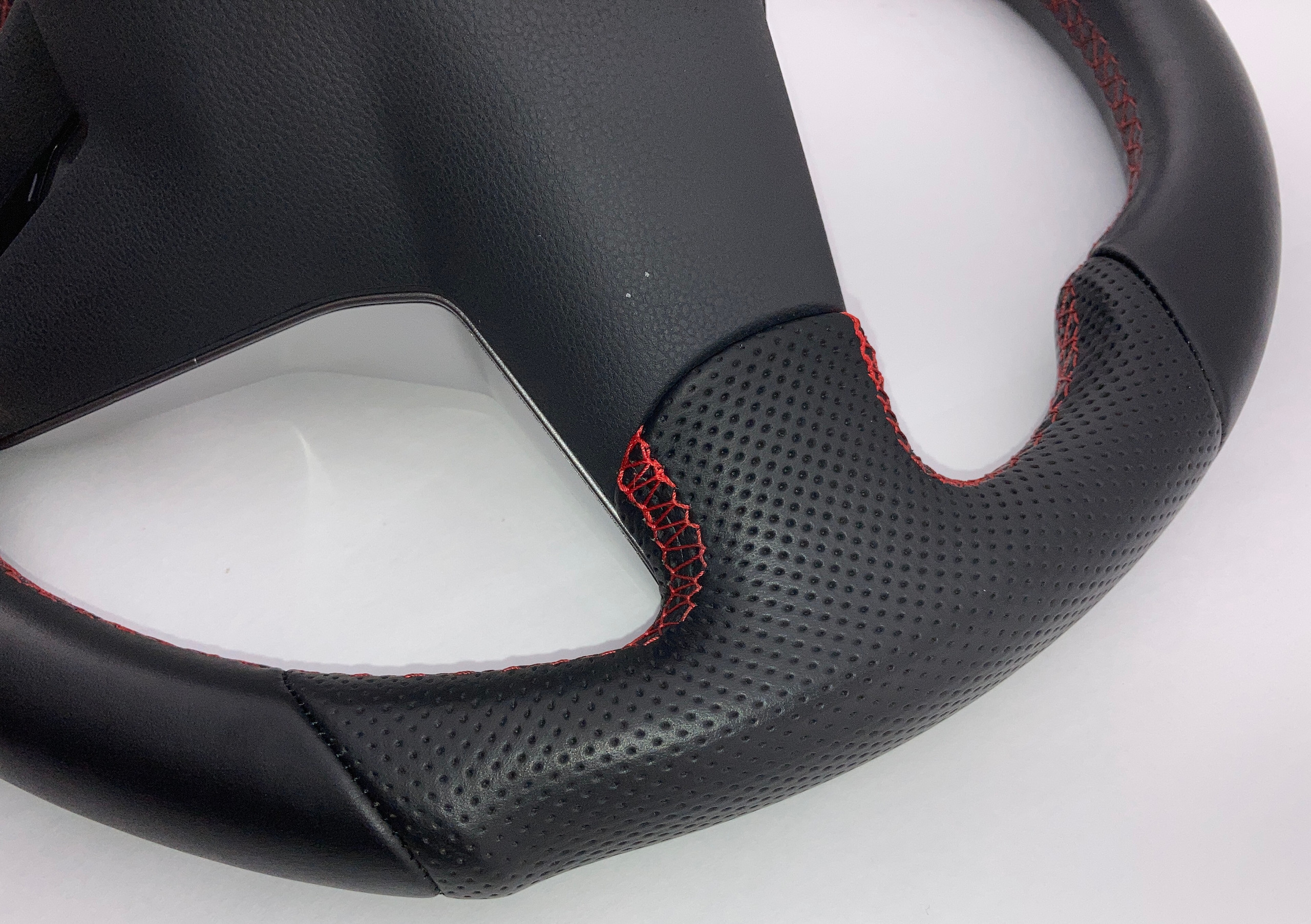 2022-2024 Volkswagen MK8 GTI Black Leather Steering Wheel w/ Red Stitching / Manual / M8002 - Image 17