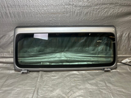 2018-2021 Jeep Wrangler JL Windshield Panel w/ Frame / Billet Silver Metallic *DAMAGE* JL012