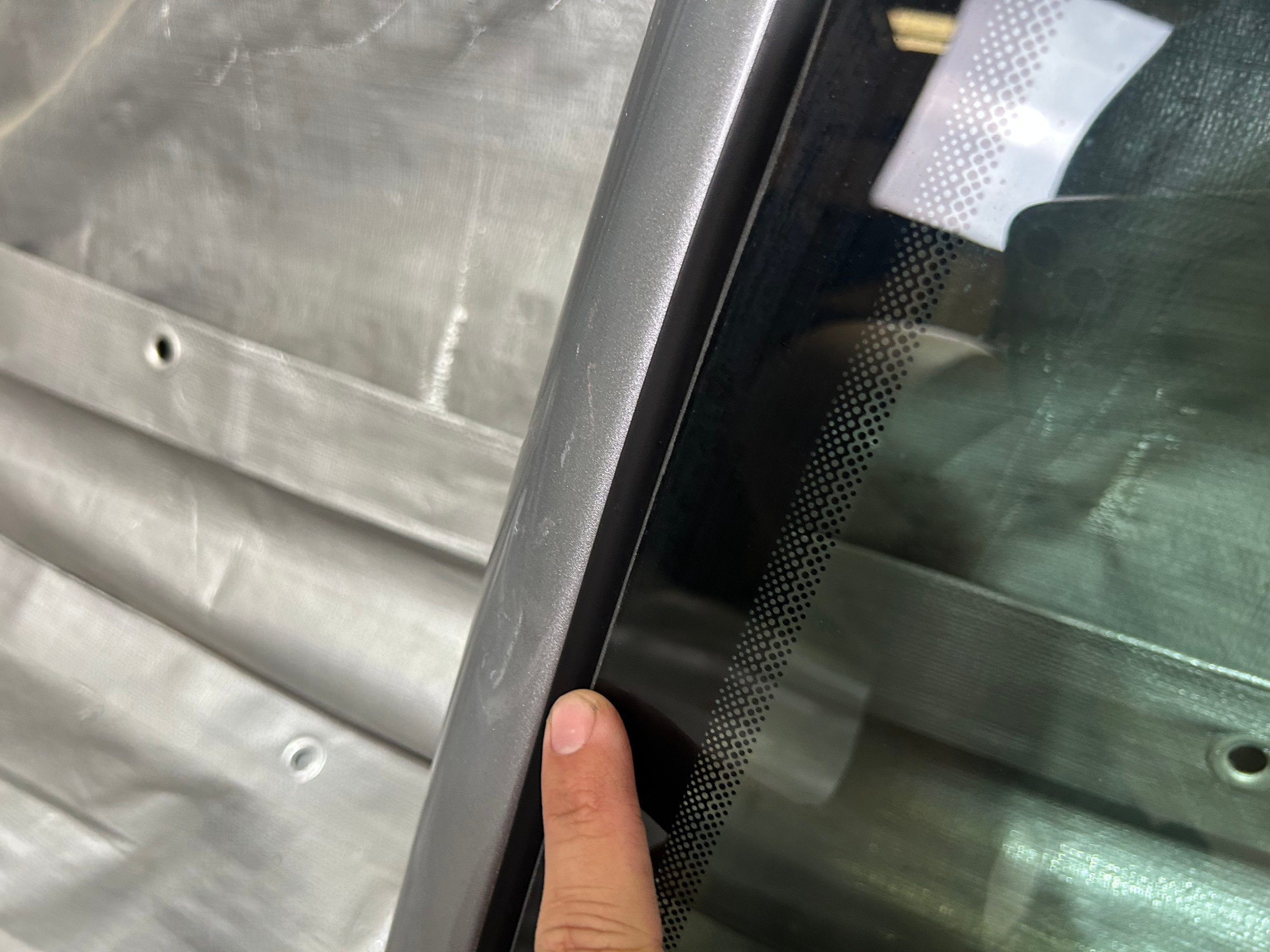 2018-2021 Jeep Wrangler JL Windshield Panel w/ Frame / Billet Silver Metallic *DAMAGE* JL012 - Image 7