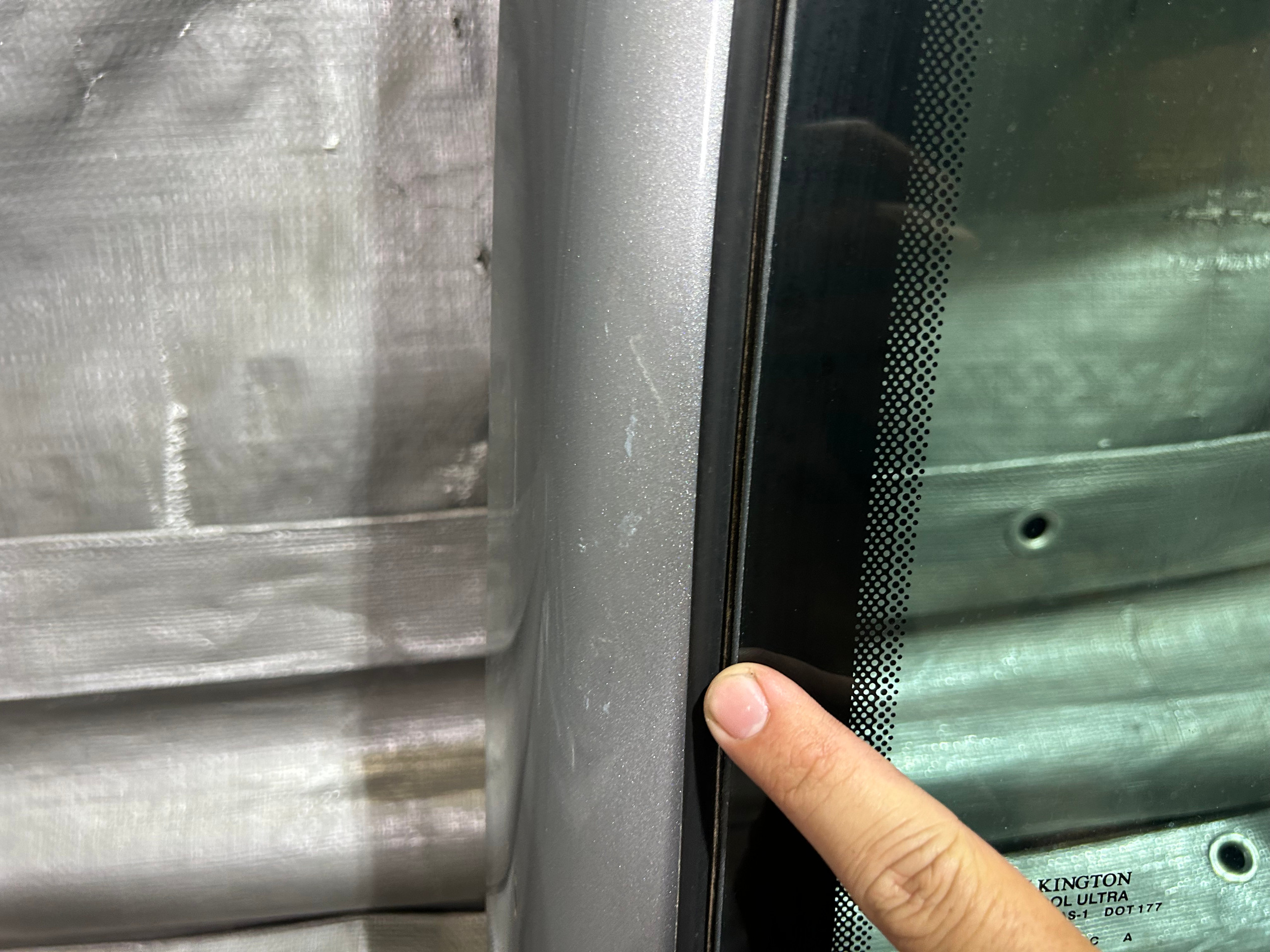 2018-2021 Jeep Wrangler JL Windshield Panel w/ Frame / Billet Silver Metallic *DAMAGE* JL012 - Image 12