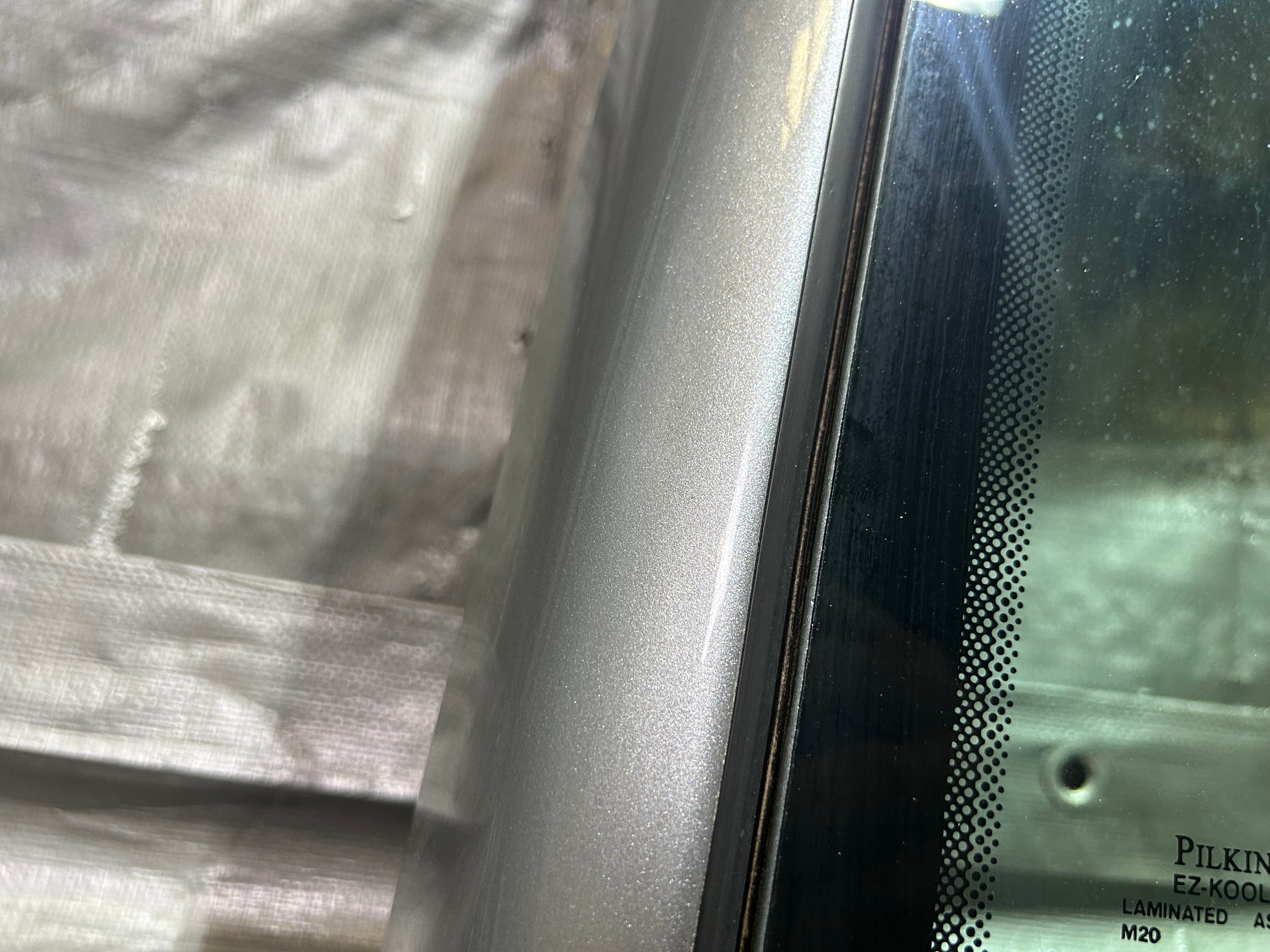 2018-2021 Jeep Wrangler JL Windshield Panel w/ Frame / Billet Silver Metallic *DAMAGE* JL012 - Image 9