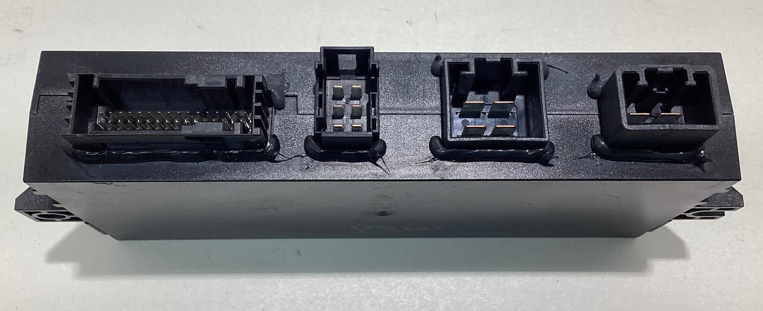 2013-2016 Porsche 991 911 Convertible Top Control Module / 99161811102 / P9101 - Image 4