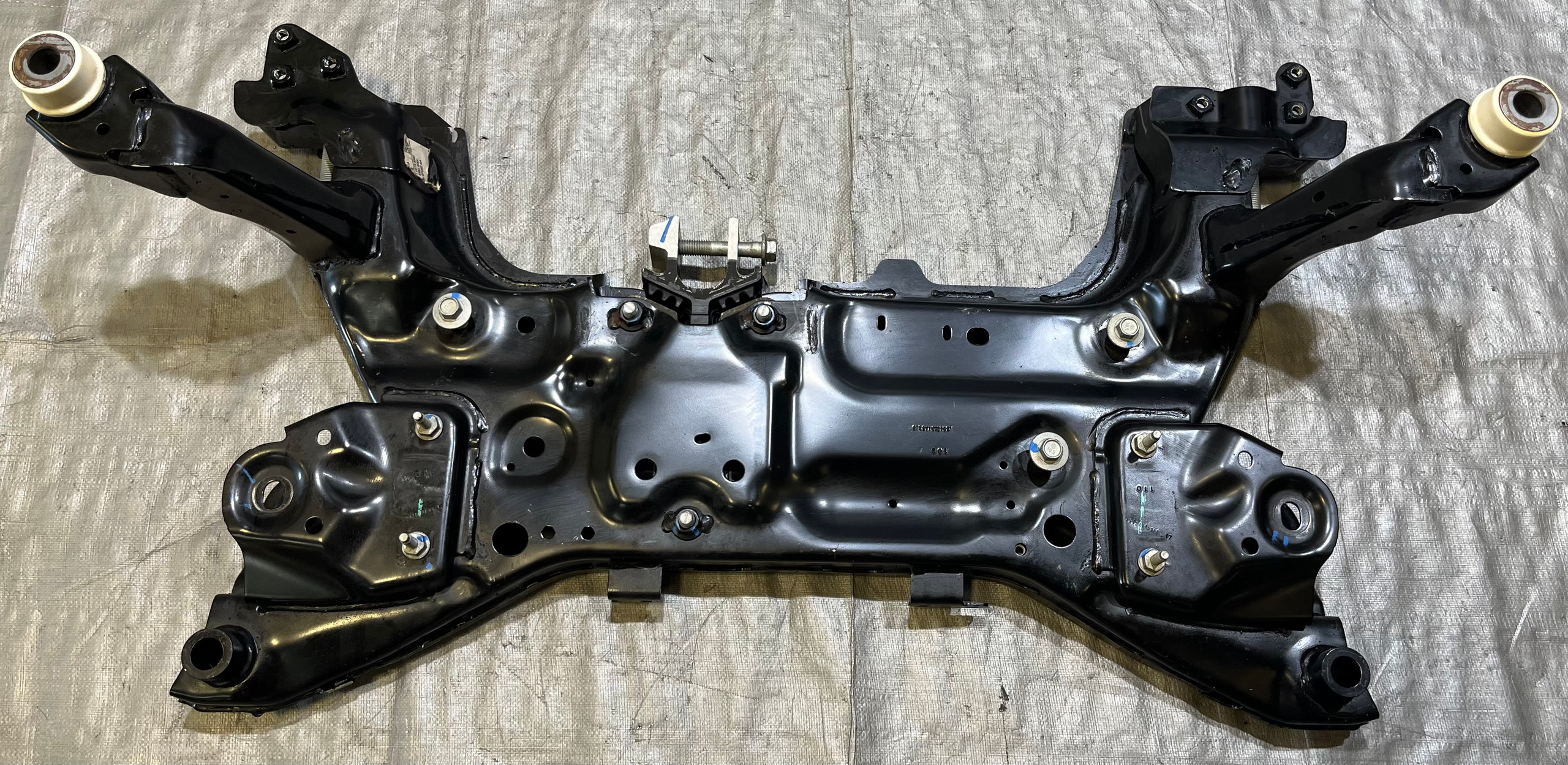 2022-2023 Ford Maverick 2.0l FWD Front Subframe Crossmember / MV005