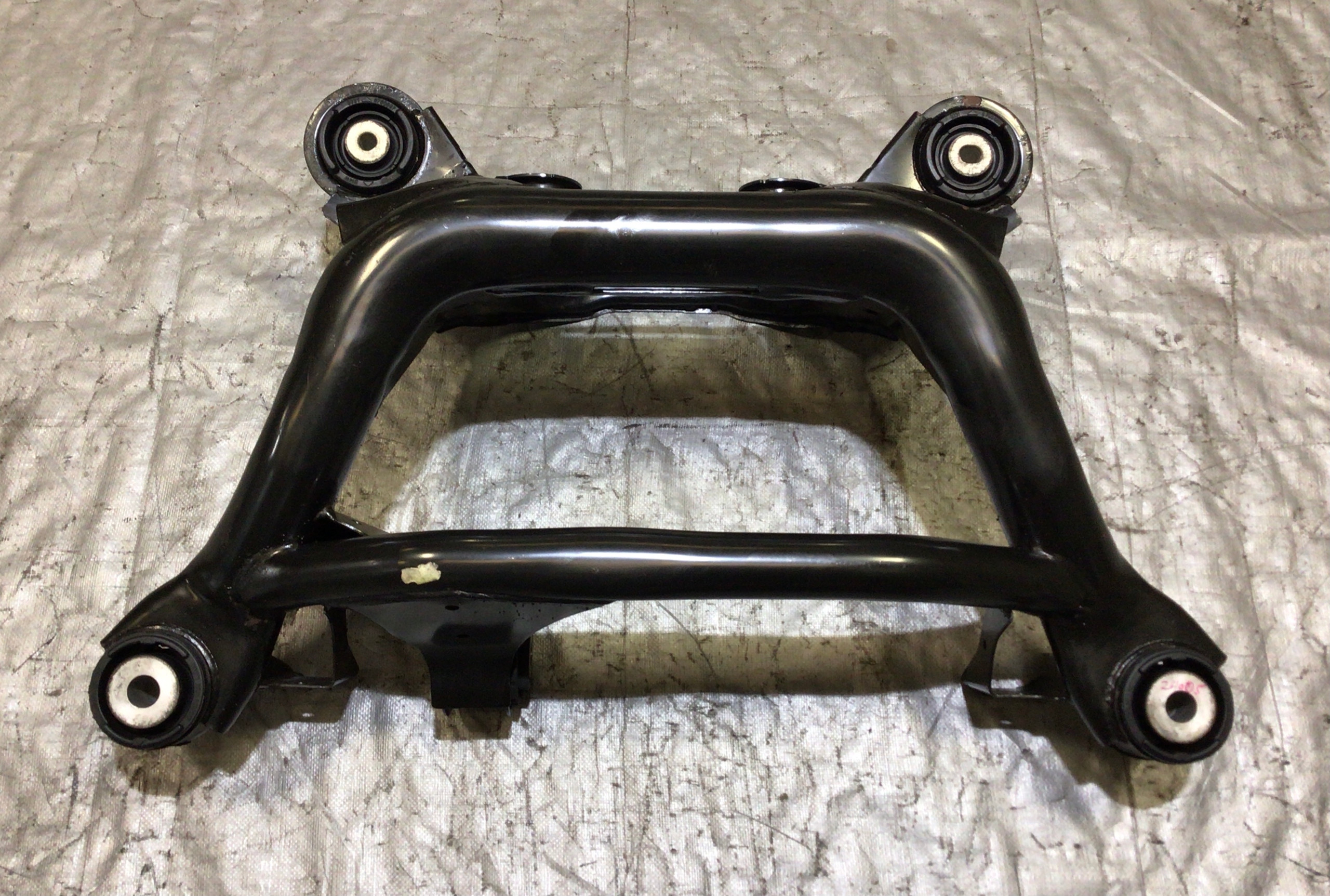2009-2016 BMW E89 Z4 sDrive30i sDrive28i Rear Subframe Assembly / Z4905 - Image 4