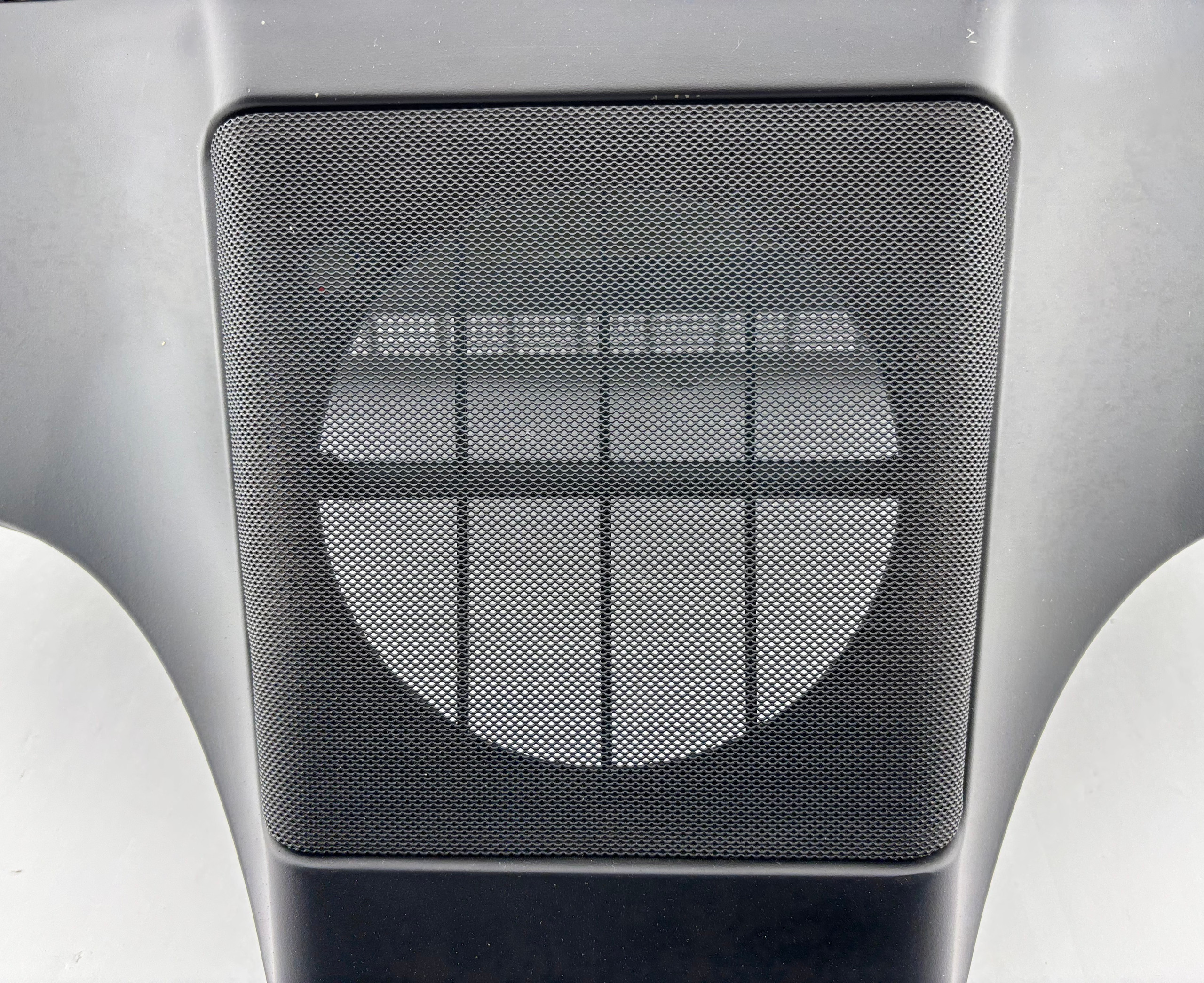 1999-2002 BMW Z3 Roadster Rear Console Subwoofer Housing / Black / DAMAGE / Z3038 - Image 7