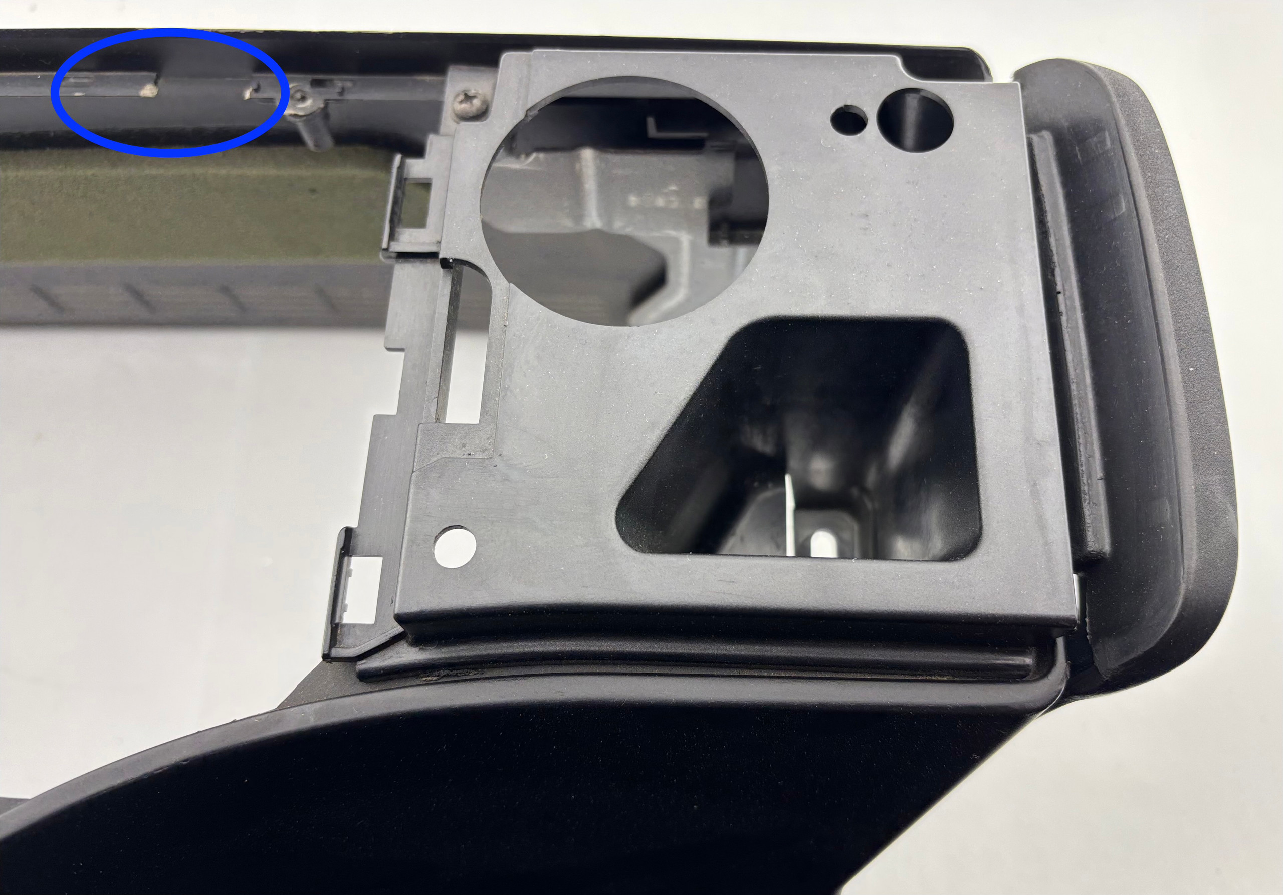 1999-2002 BMW Z3 Roadster Rear Console Subwoofer Housing / Black / DAMAGE / Z3038 - Image 5