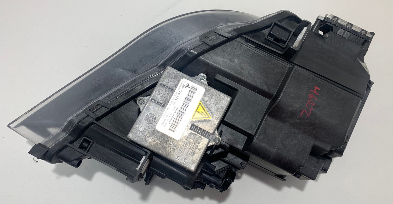 2004-2007 BMW M6 650i Driver Side Xenon HID Headlight - Image 2